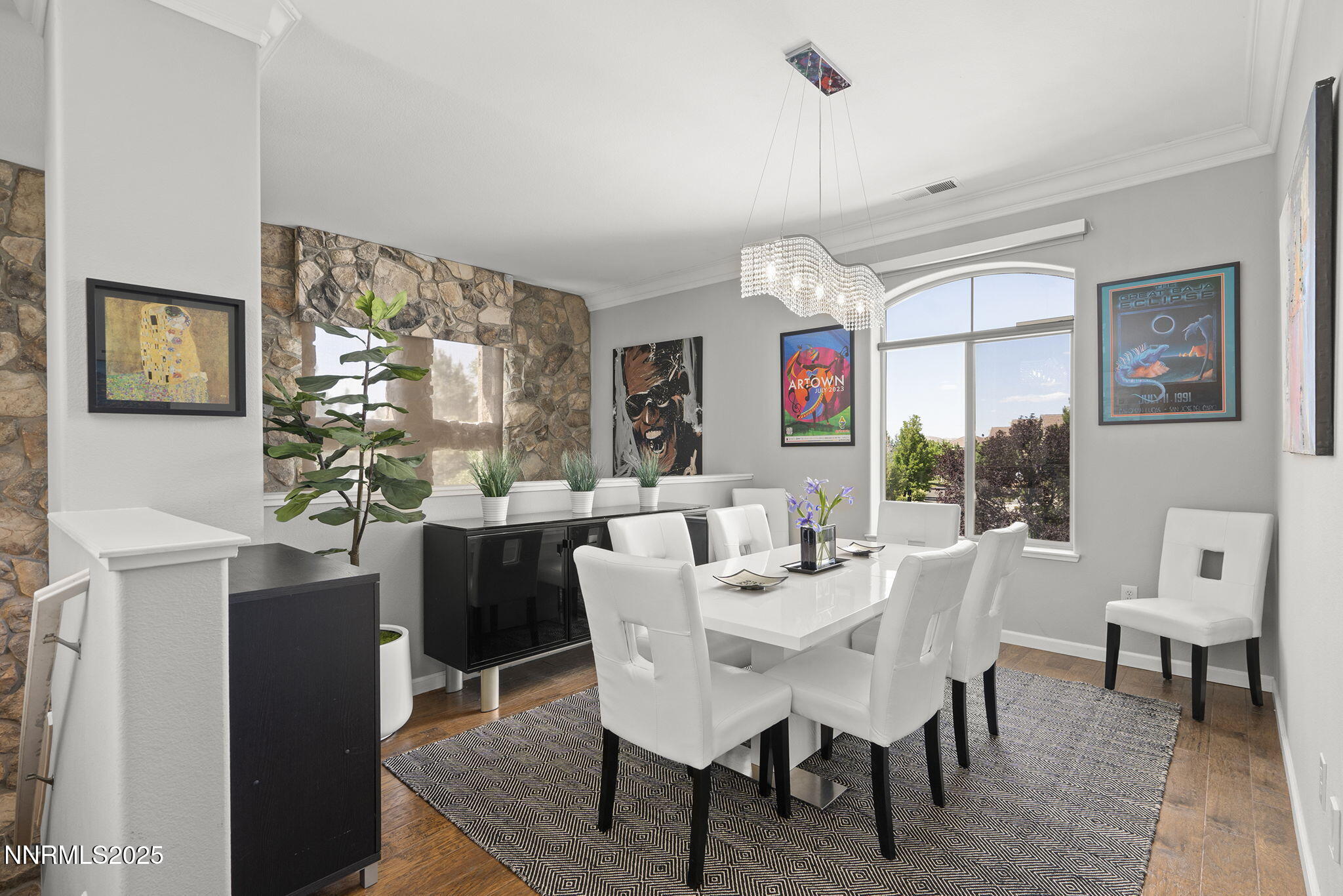 9900 Wilbur May Parkway Property Photo 8