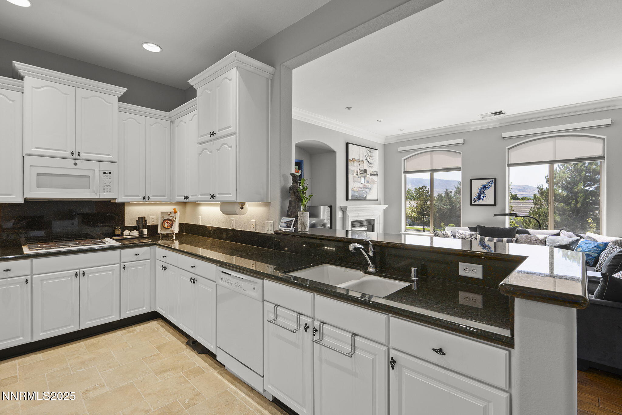 9900 Wilbur May Parkway Property Photo 11