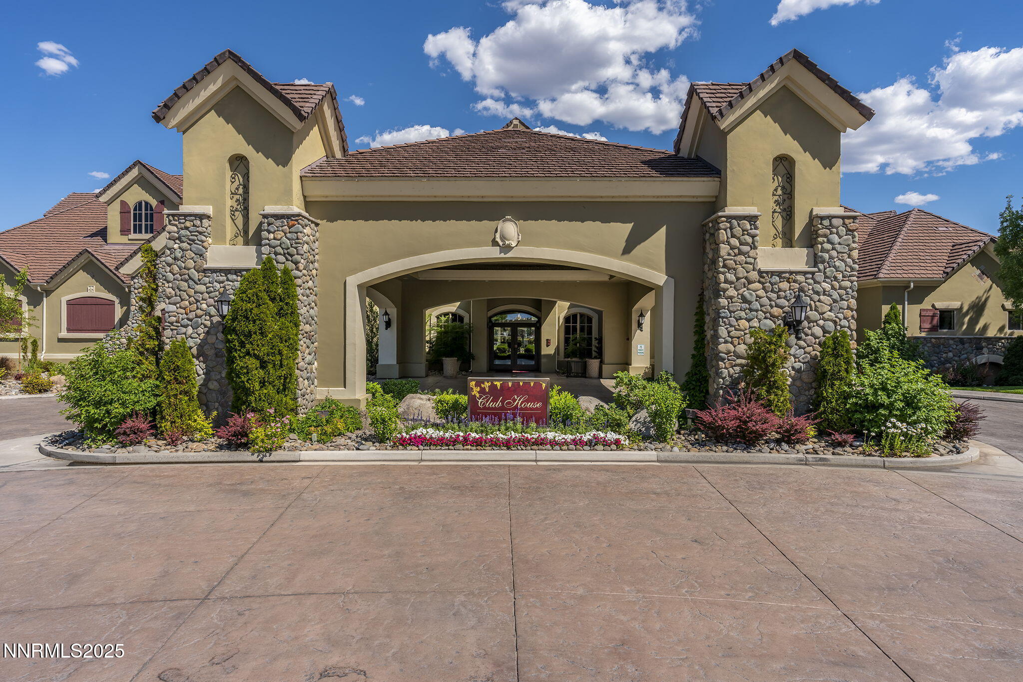 9900 Wilbur May Parkway Property Photo 30