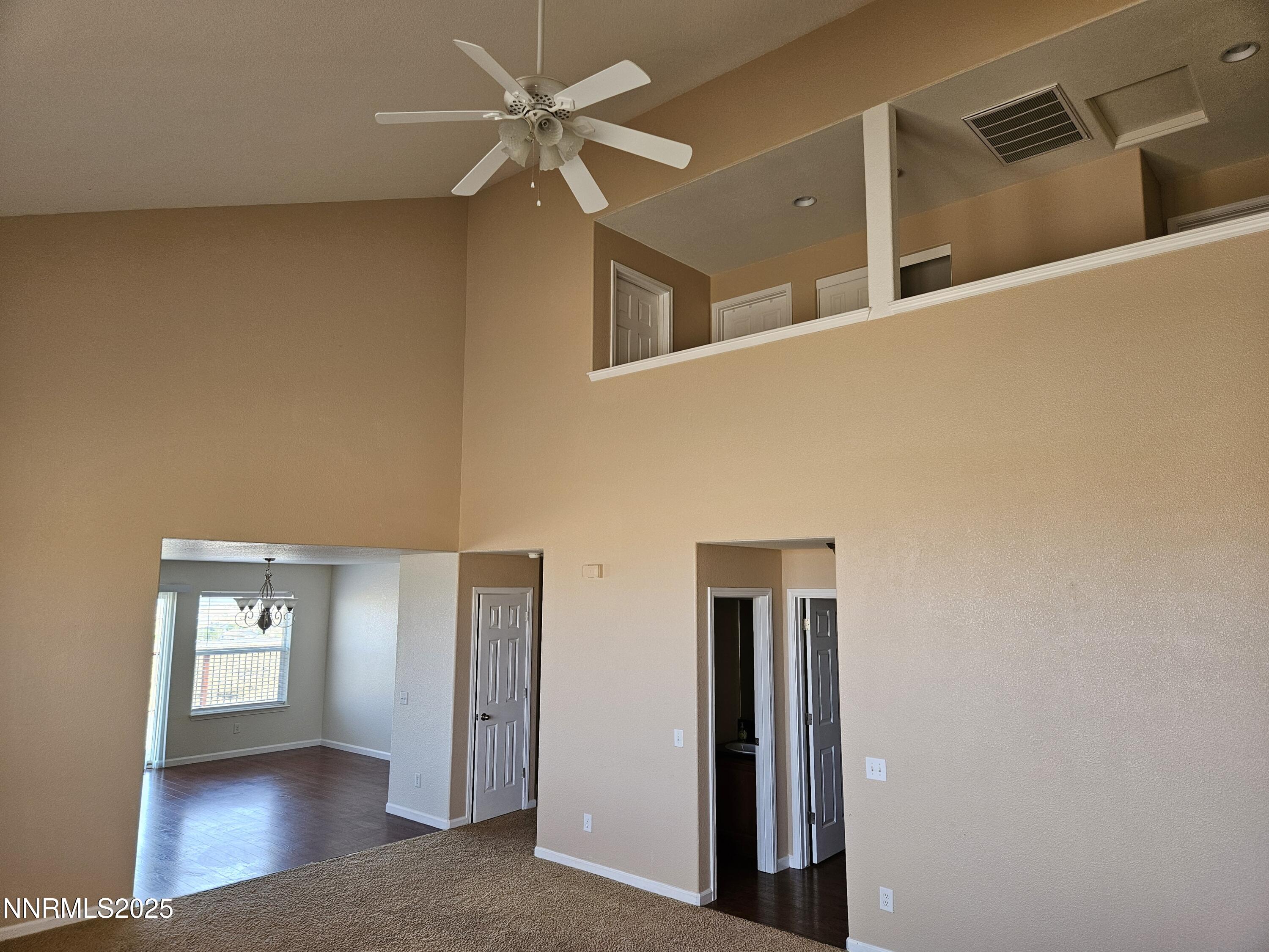 7900 Beech Street Property Photo 14