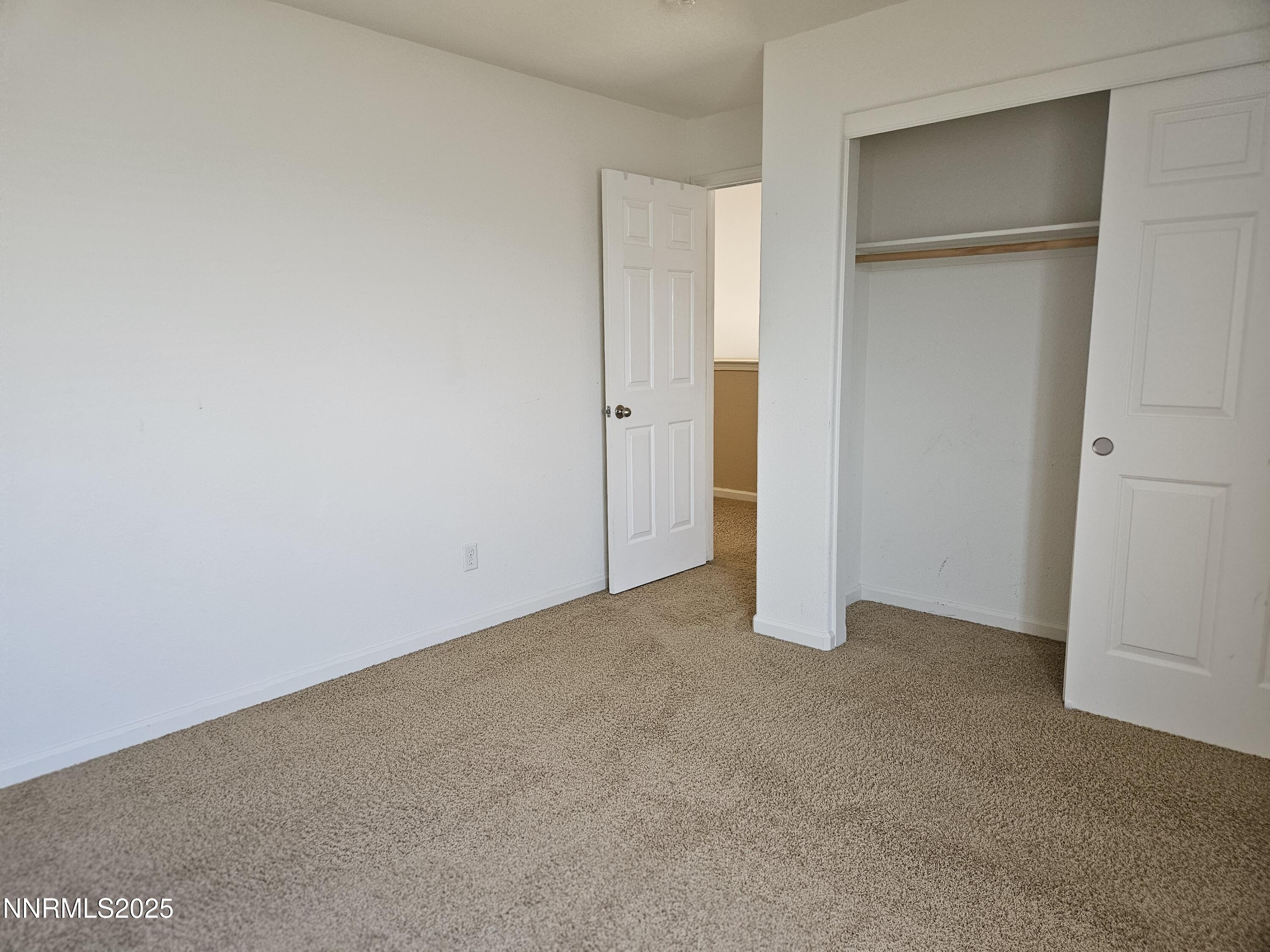 7900 Beech Street Property Photo 16