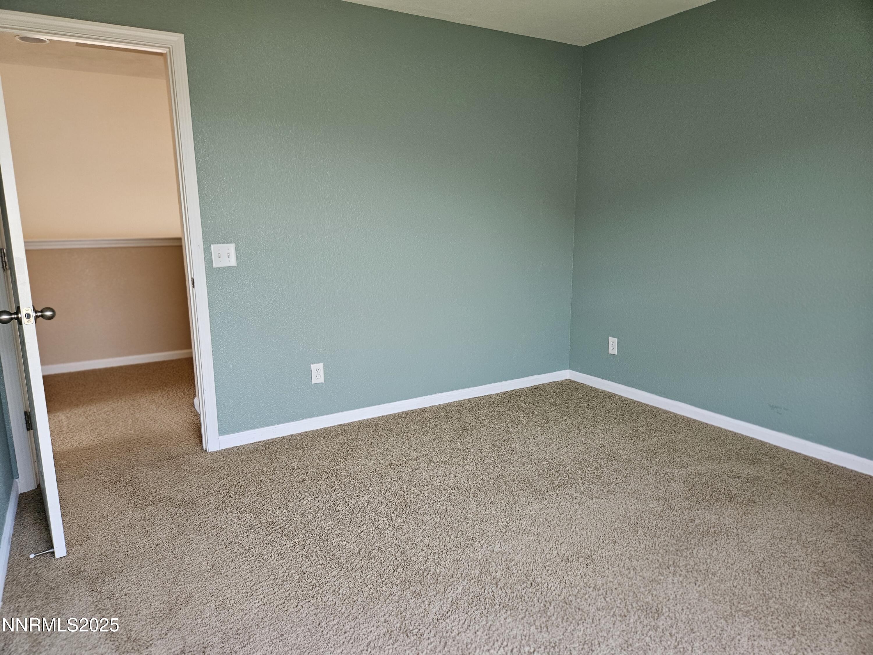 7900 Beech Street Property Photo 18