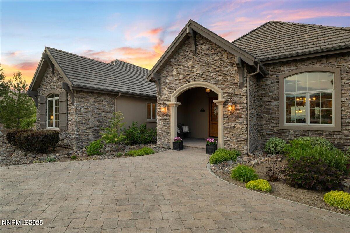 10705 Renegade Court Property Photo 4