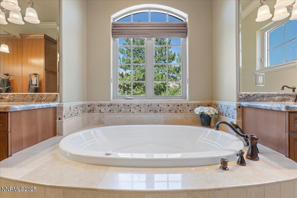 10705 Renegade Court Property Photo 22