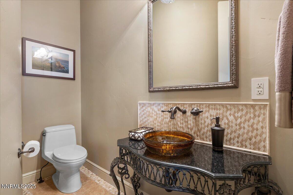 10705 Renegade Court Property Photo 33