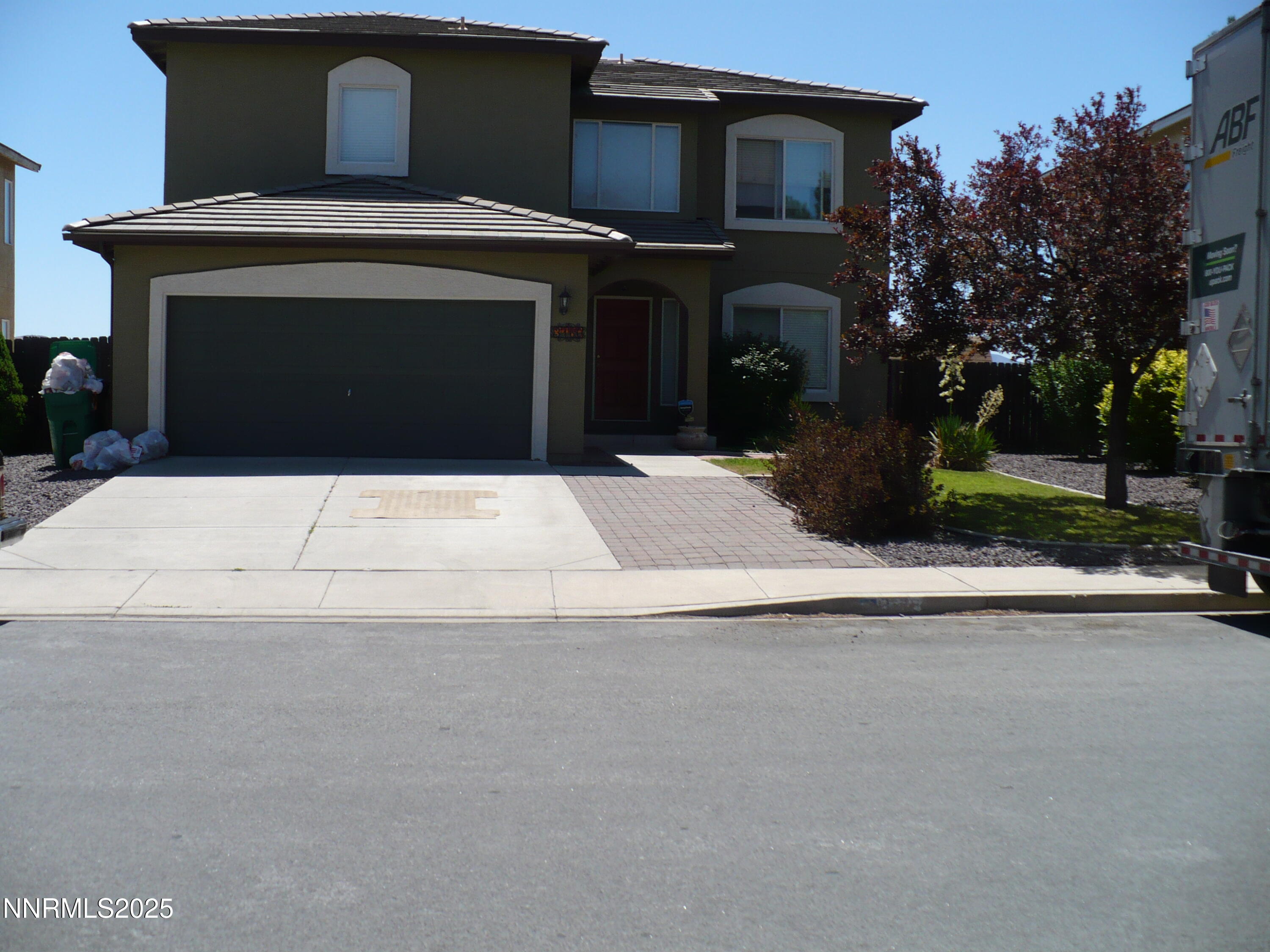 3160 Creekside Lane Property Photo 1