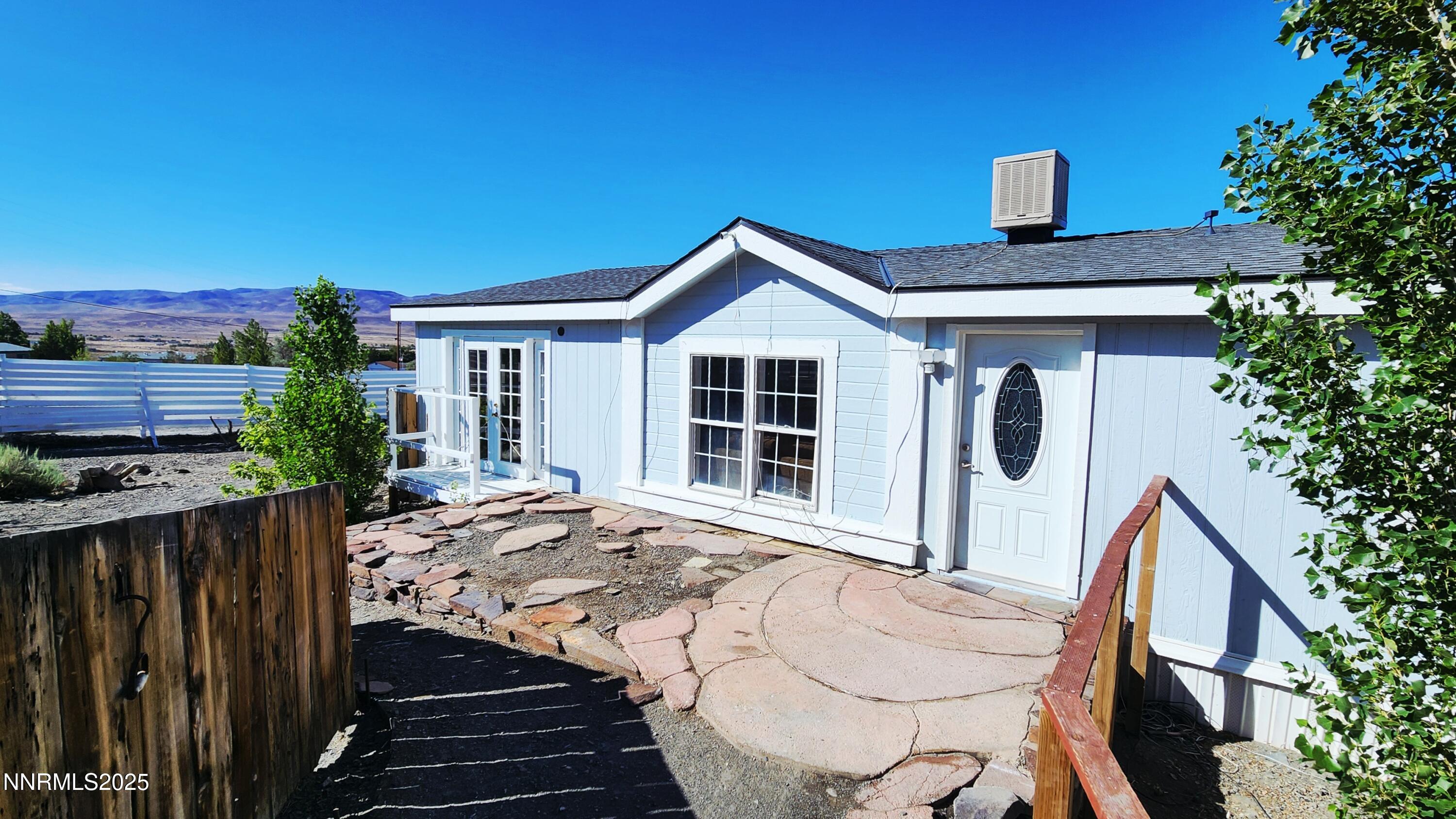 4960 Skyline Drive Property Photo 1