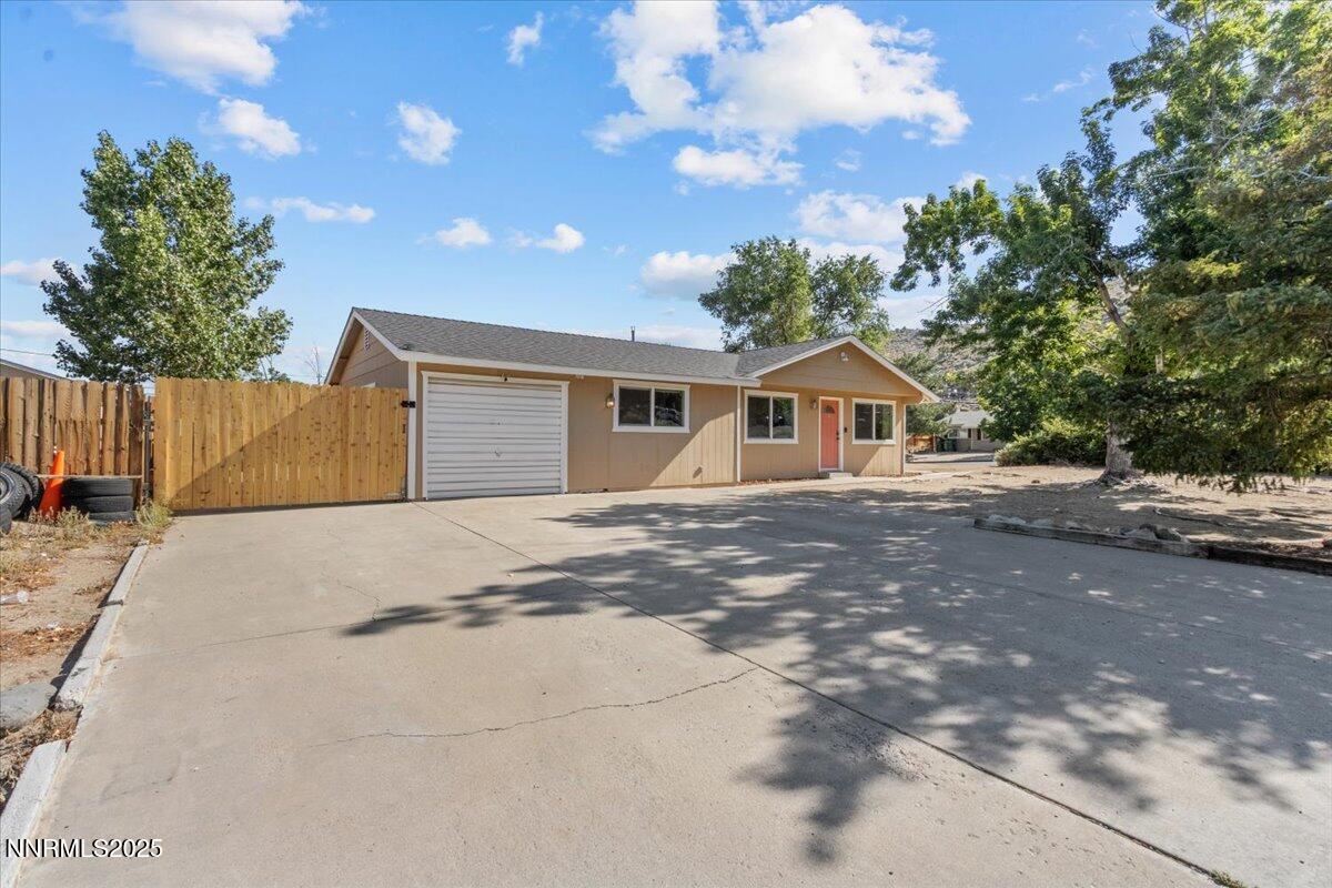 9415 Gremlin Way Property Photo 1