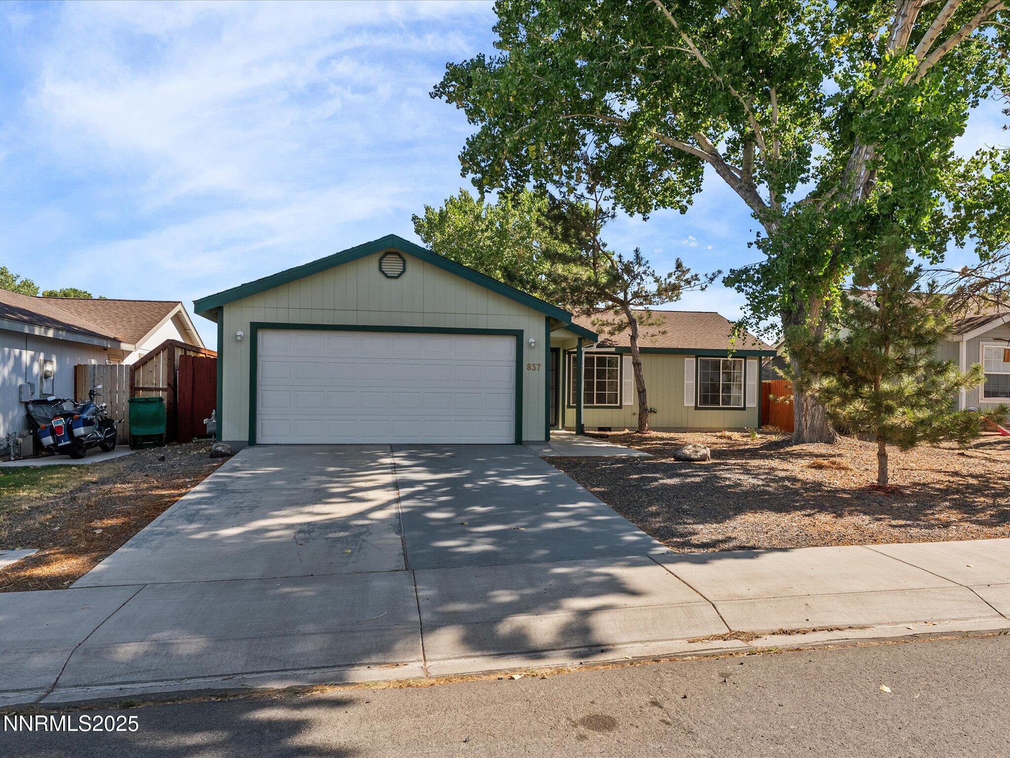 837 Columbine Drive Property Photo 1