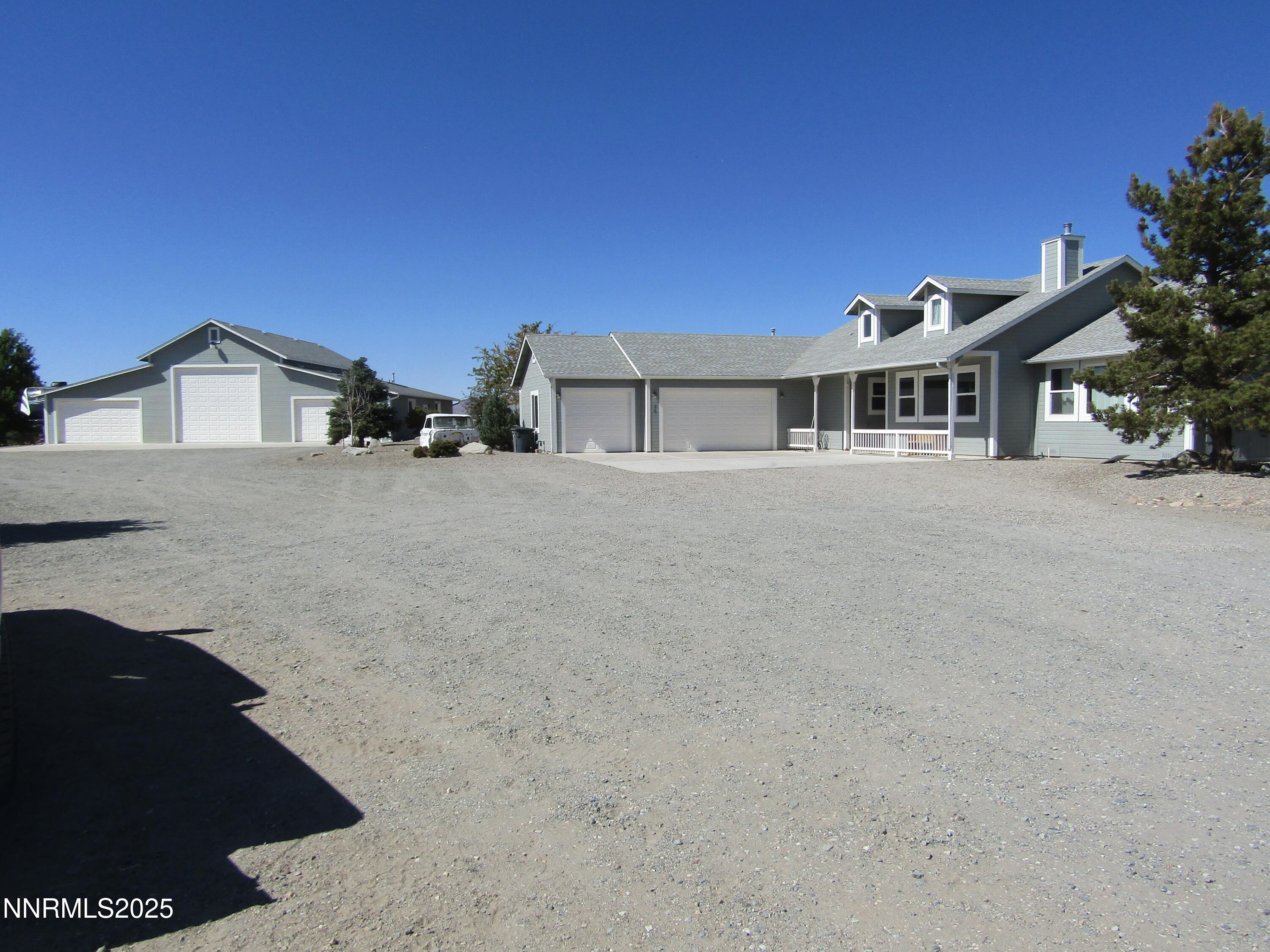 40 Kari Lane Property Photo 1
