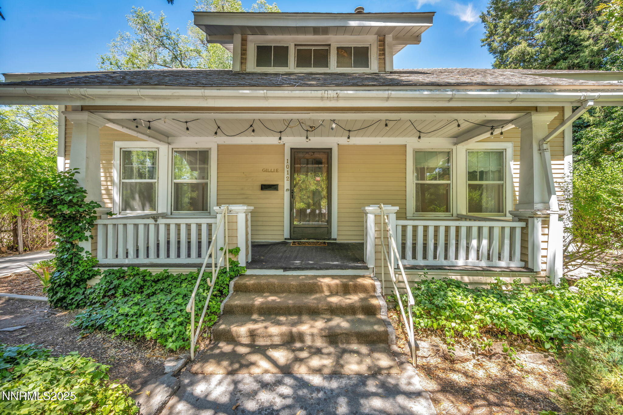 1012 N Nevada Street Property Photo 1