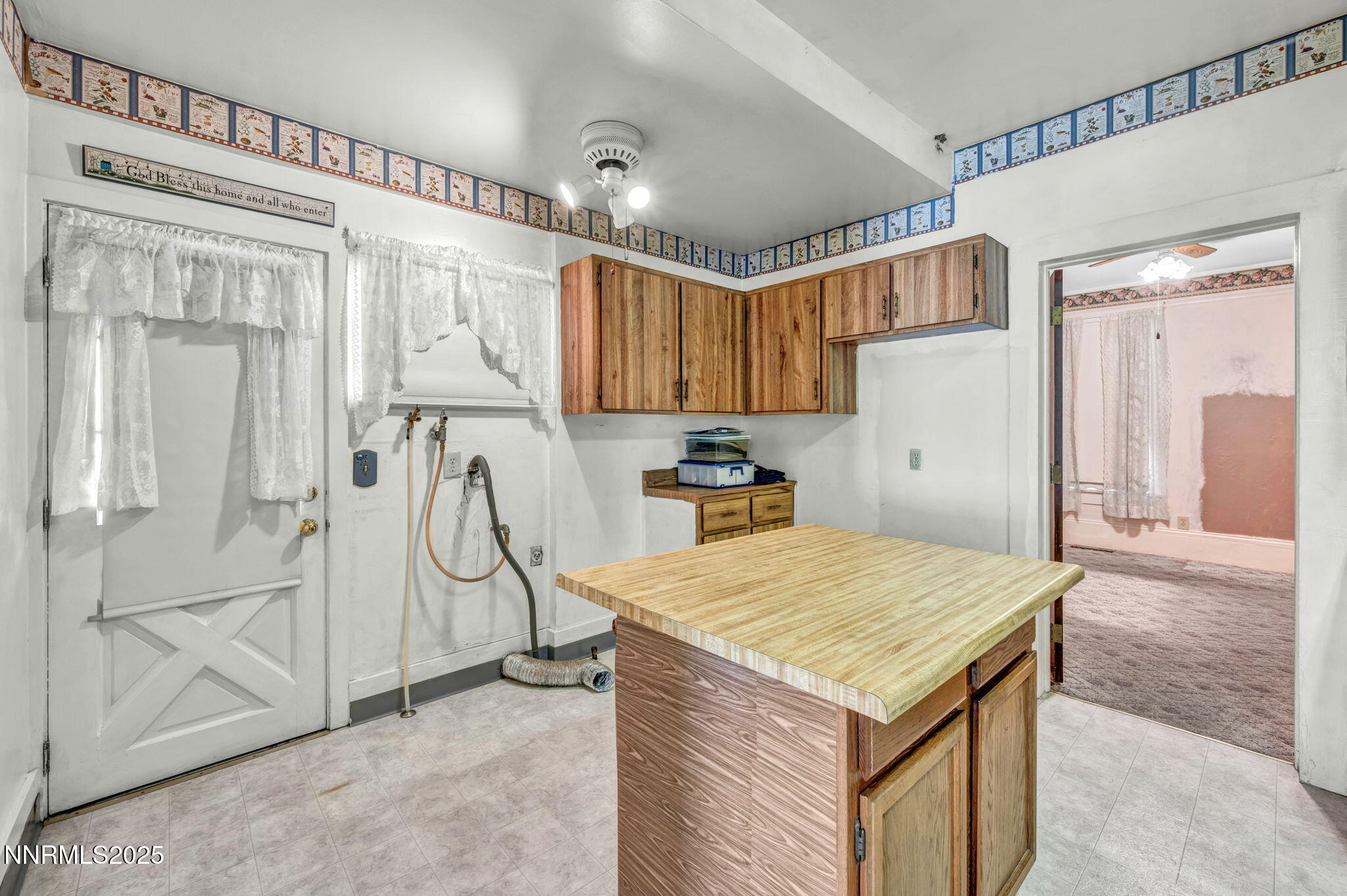 1012 N Nevada Street Property Photo 24