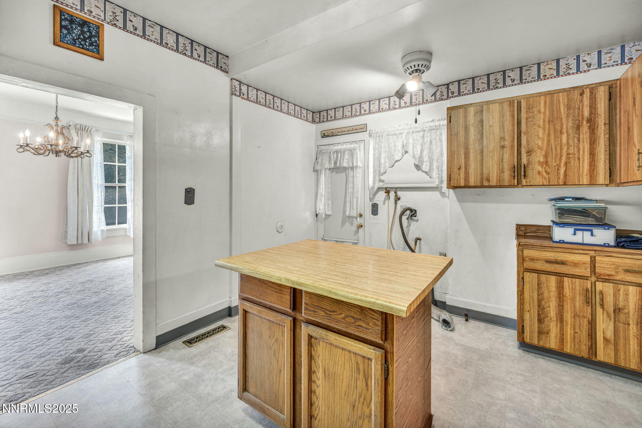 1012 N Nevada Street Property Photo 32
