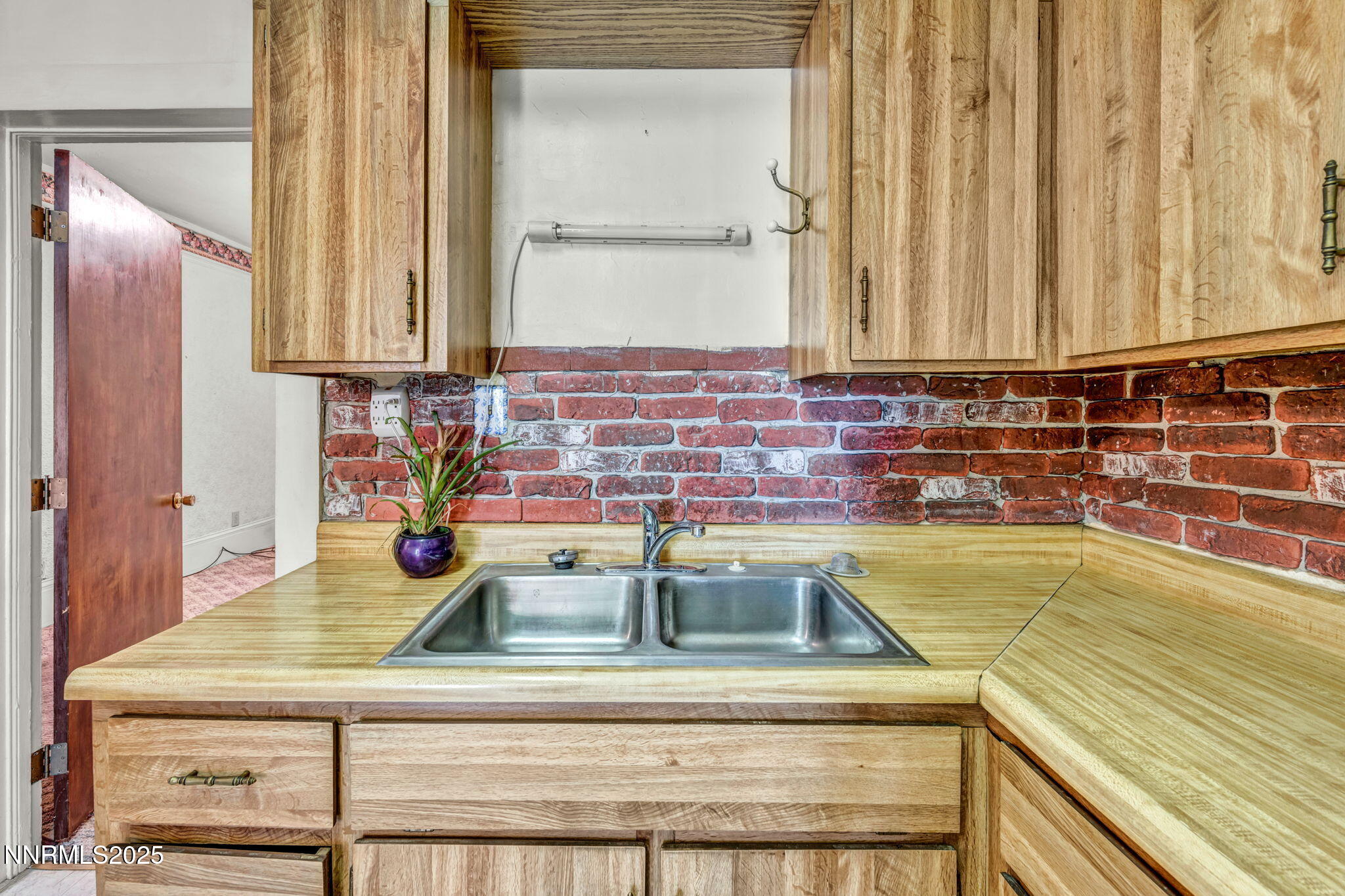 1012 N Nevada Street Property Photo 34