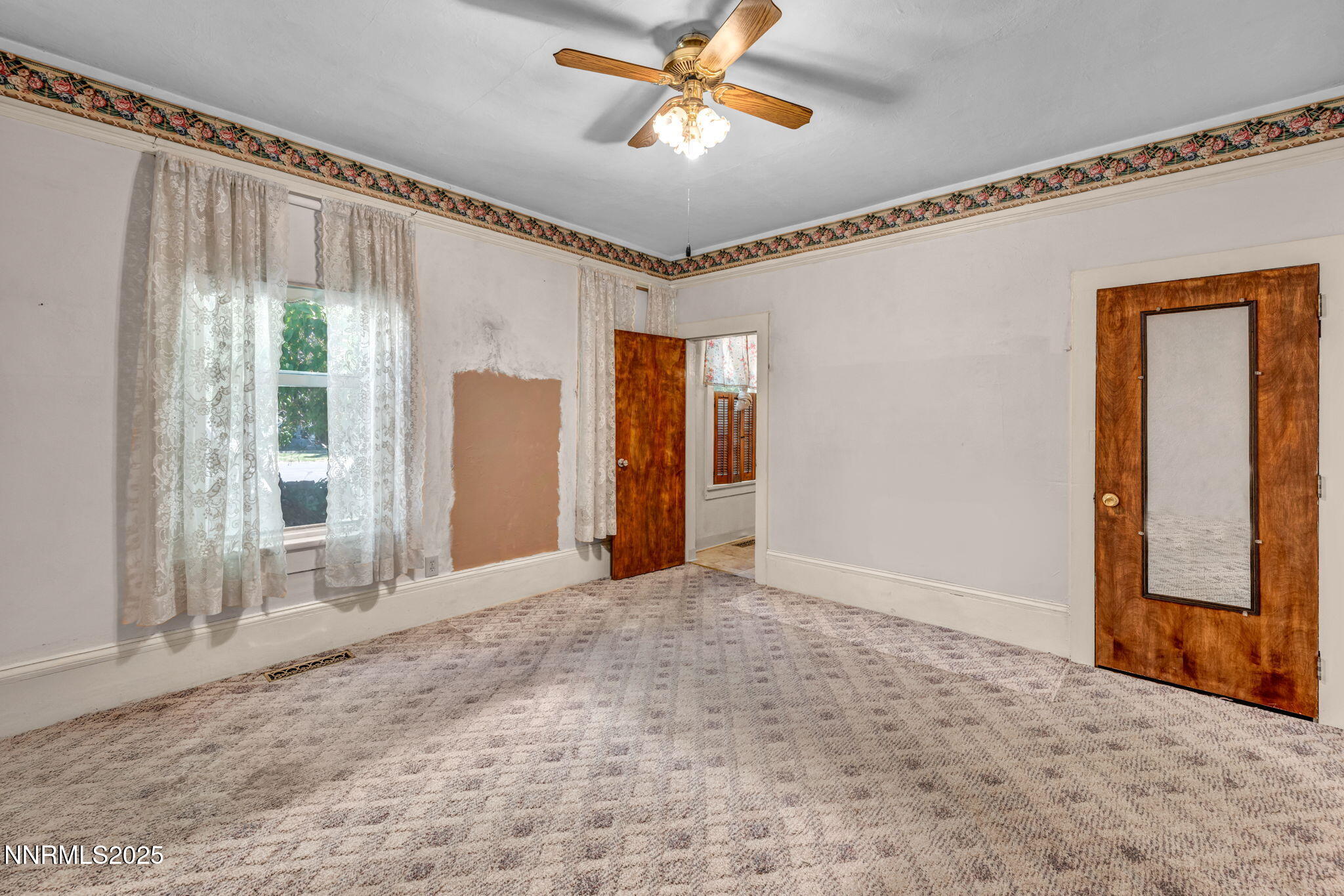 1012 N Nevada Street Property Photo 37