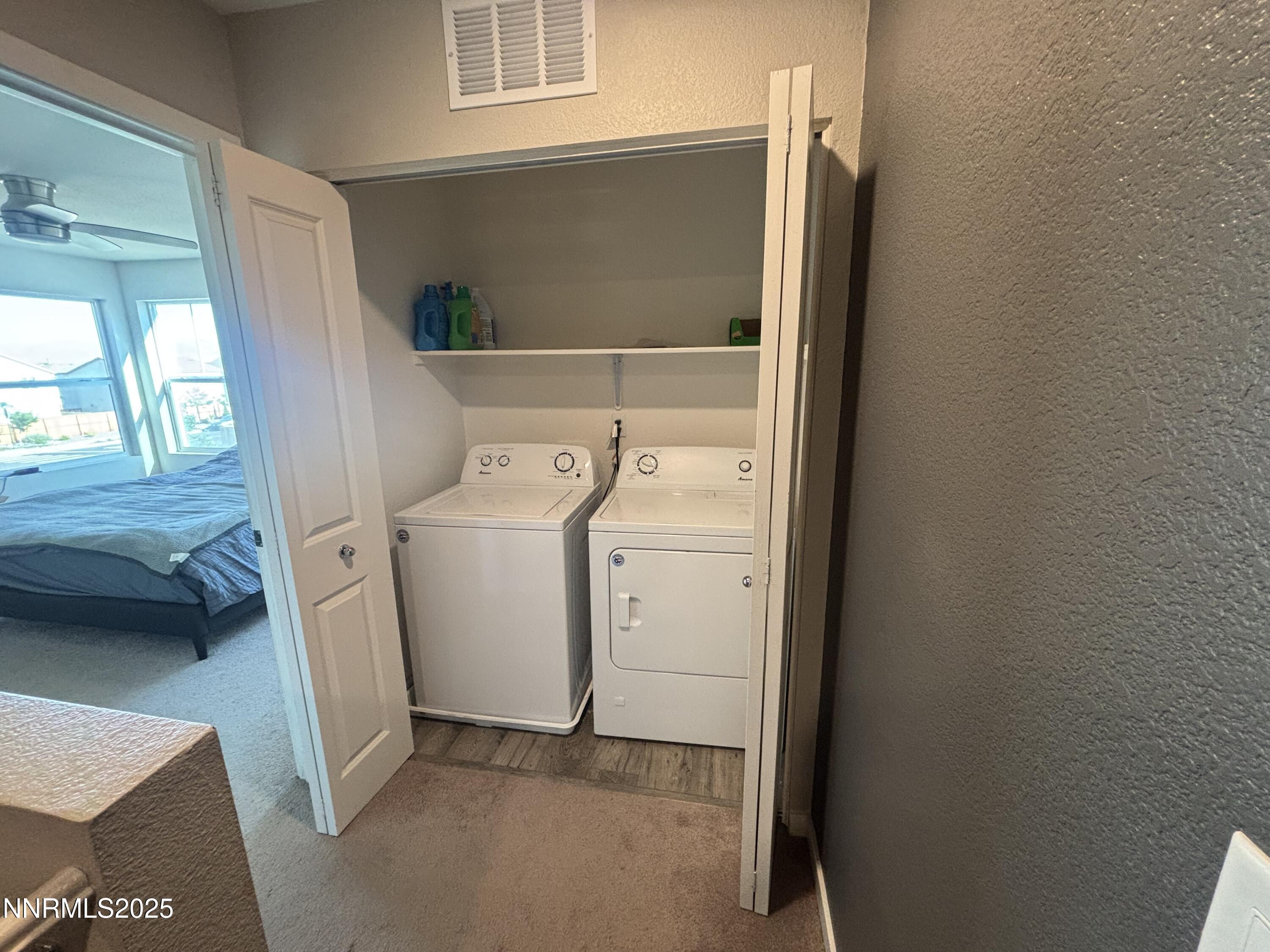 8886 Wolf Moon Drive Property Photo 6