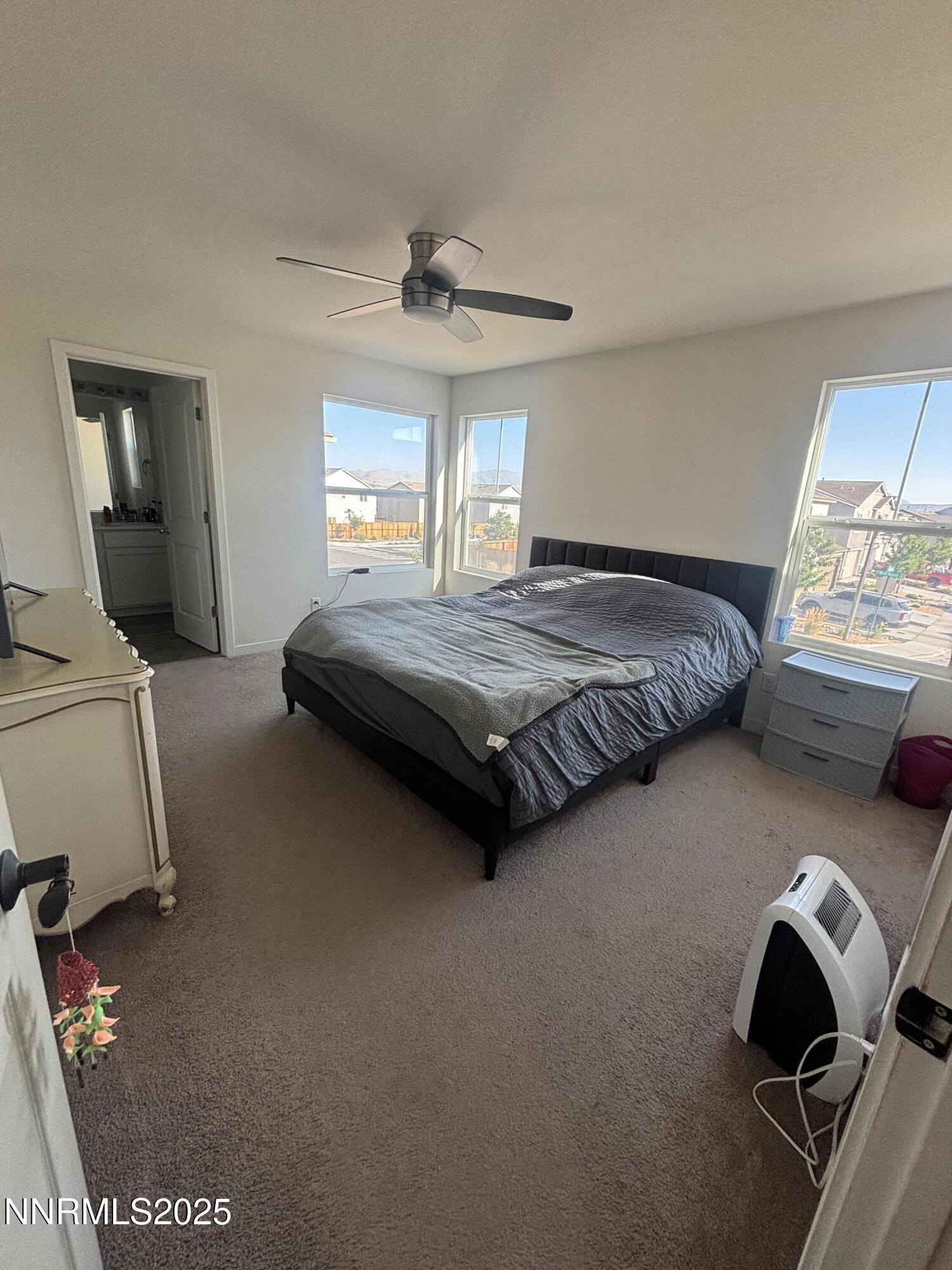 8886 Wolf Moon Drive Property Photo 10