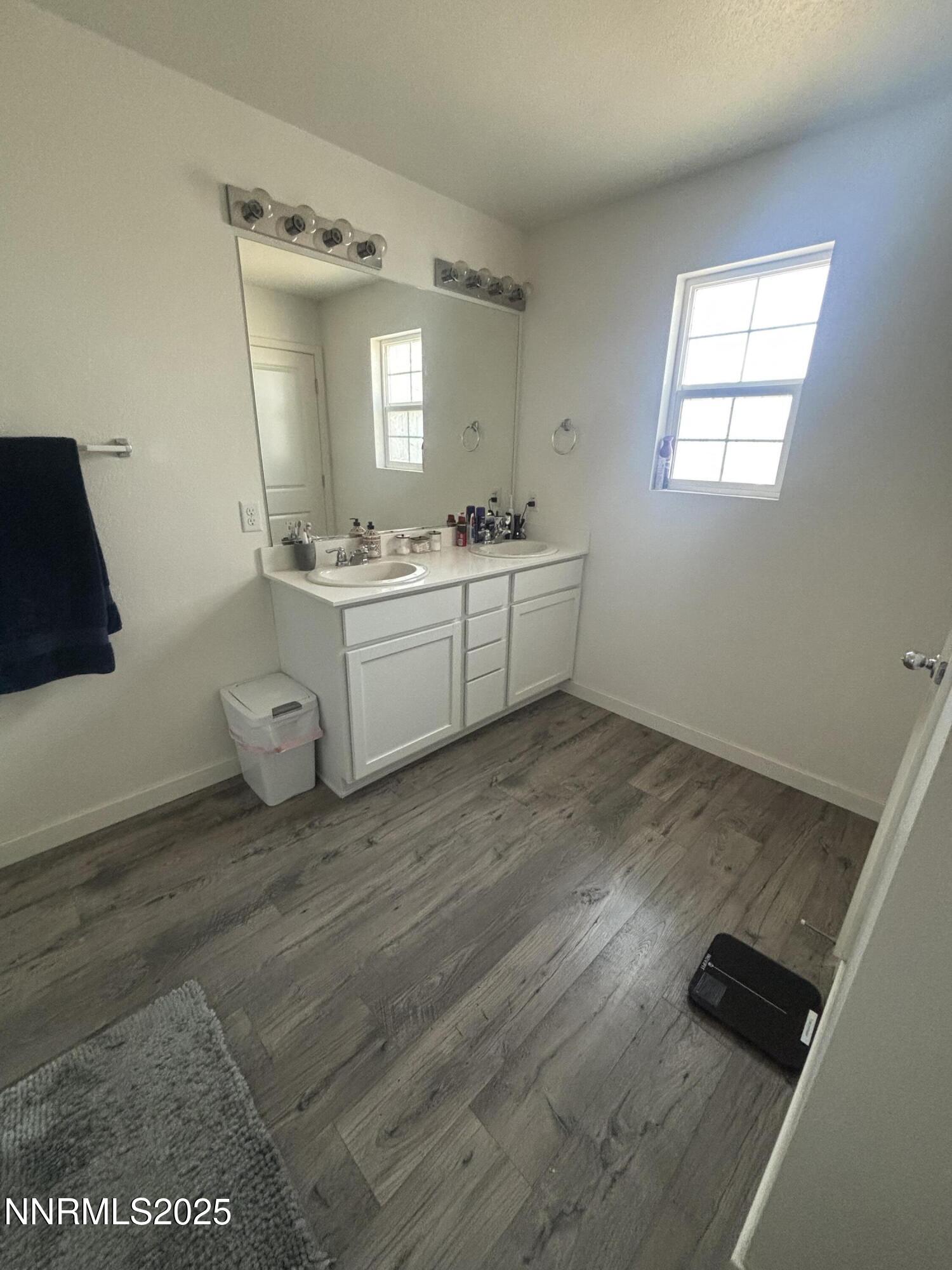 8886 Wolf Moon Drive Property Photo 12