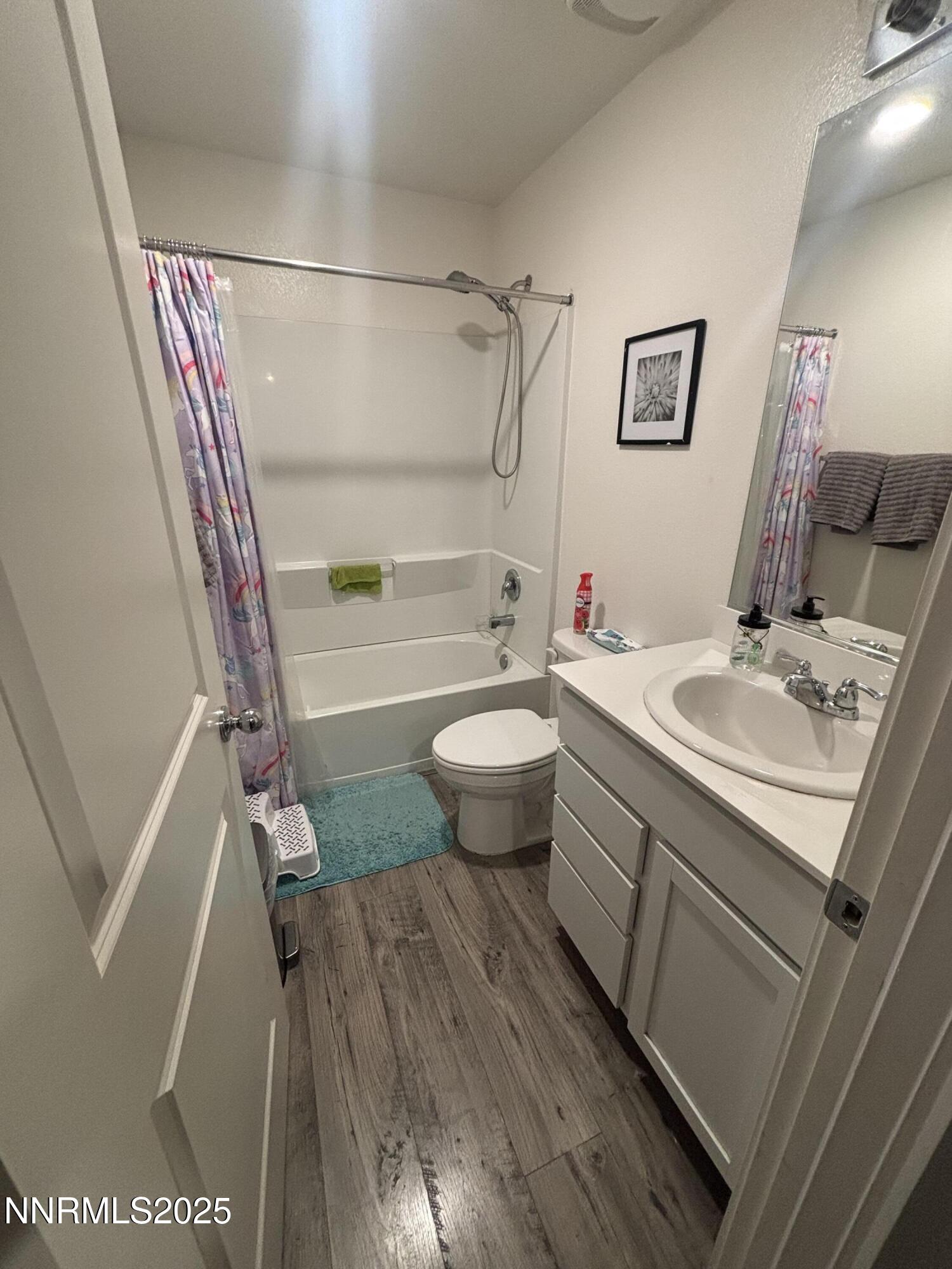 8886 Wolf Moon Drive Property Photo 14