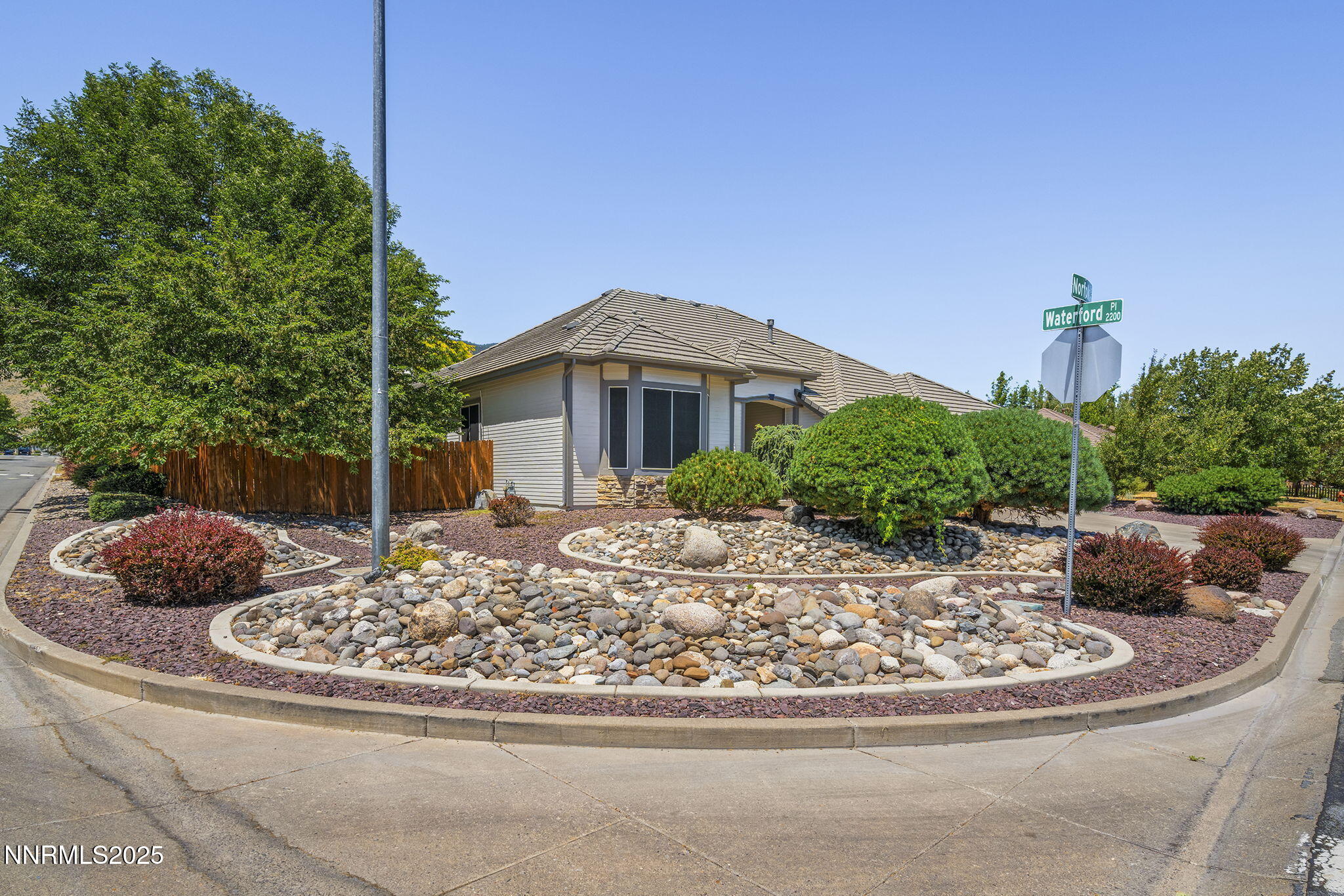490 Norfolk Drive Property Photo 3