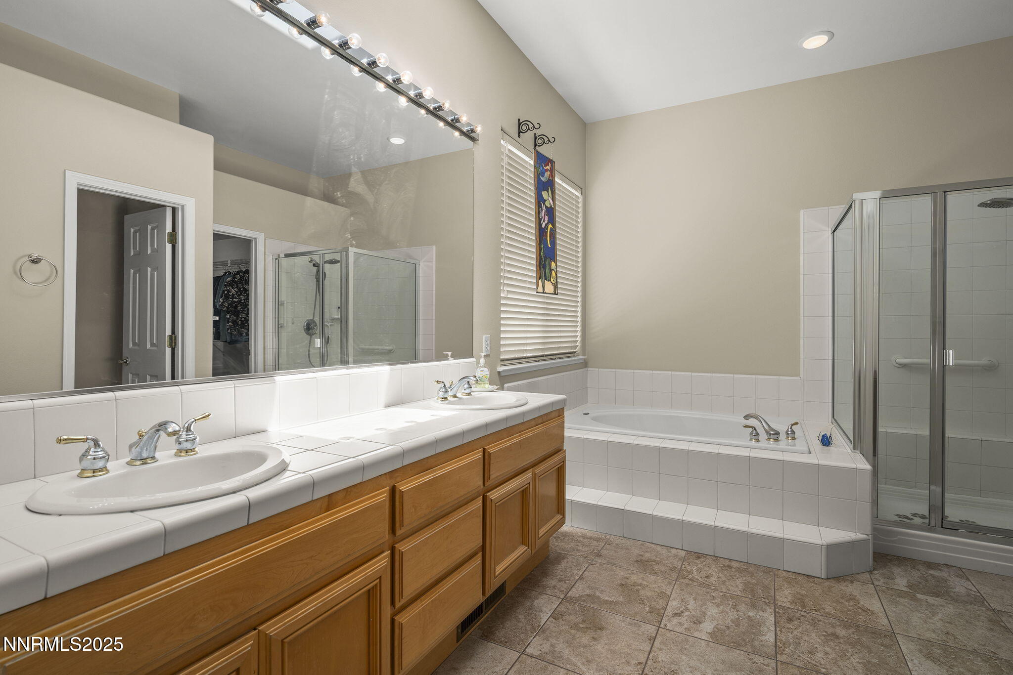 490 Norfolk Drive Property Photo 18