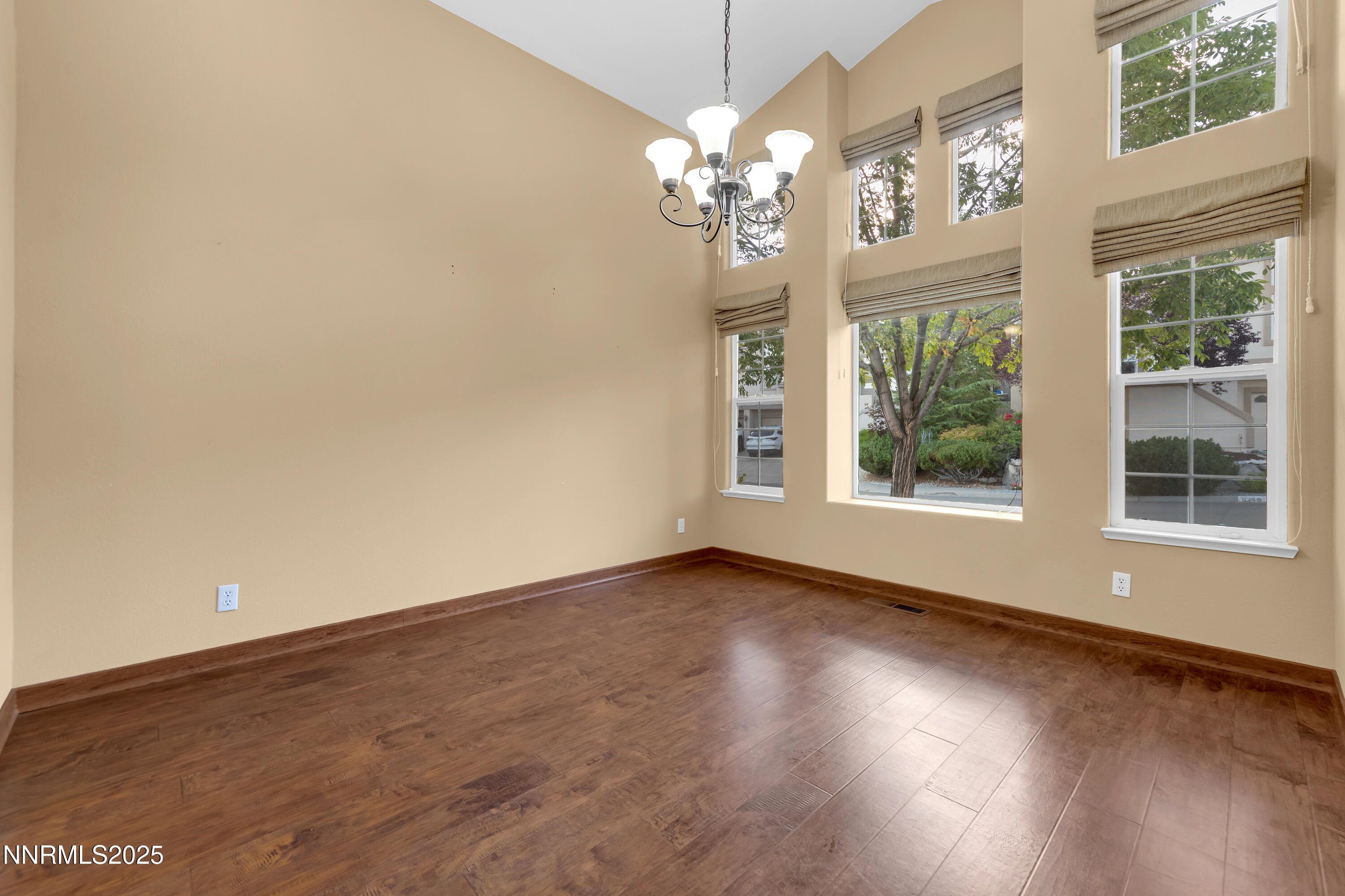 6248 Golden Meadow Road Property Photo 5