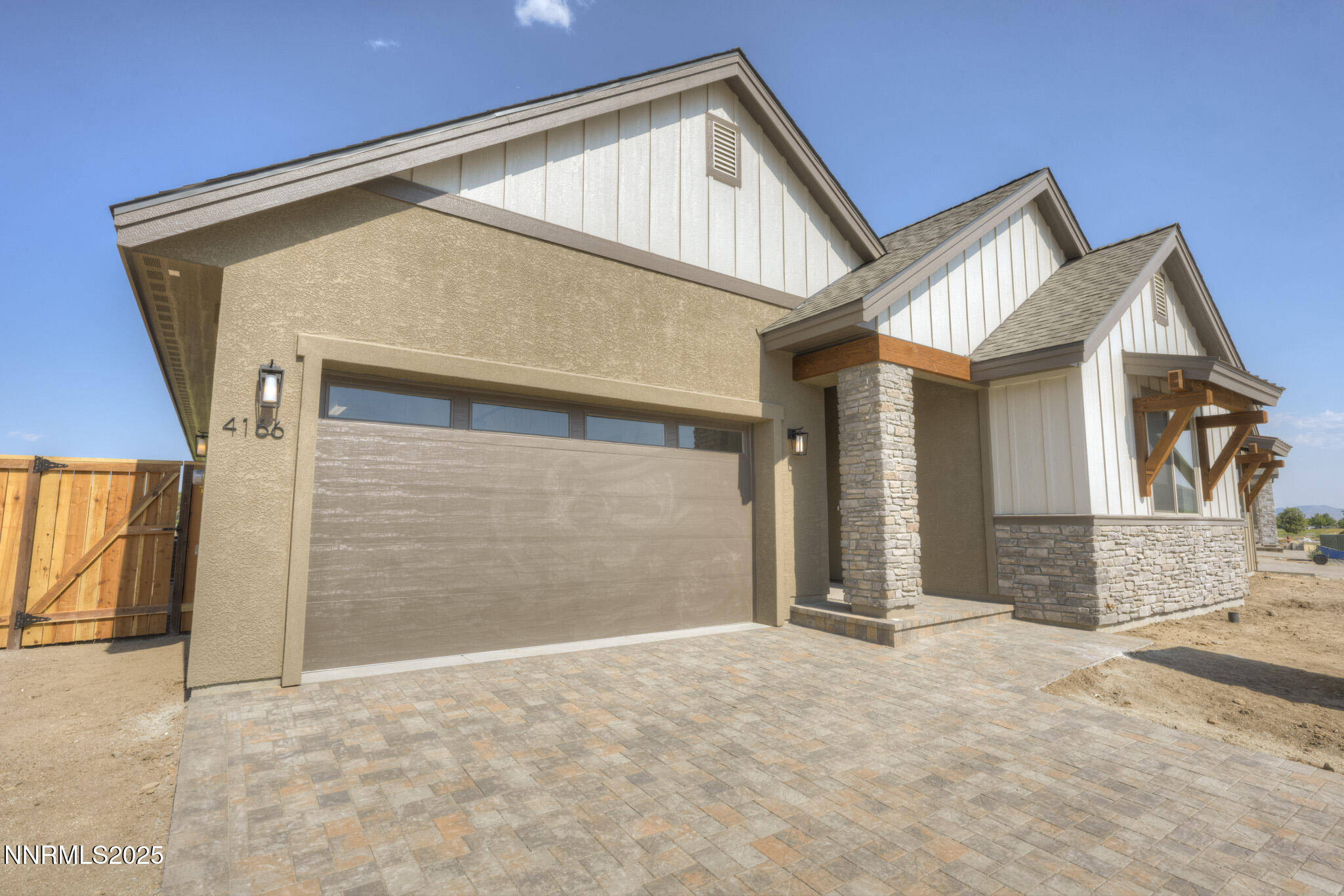 3359 Cambria Loop Property Photo 1