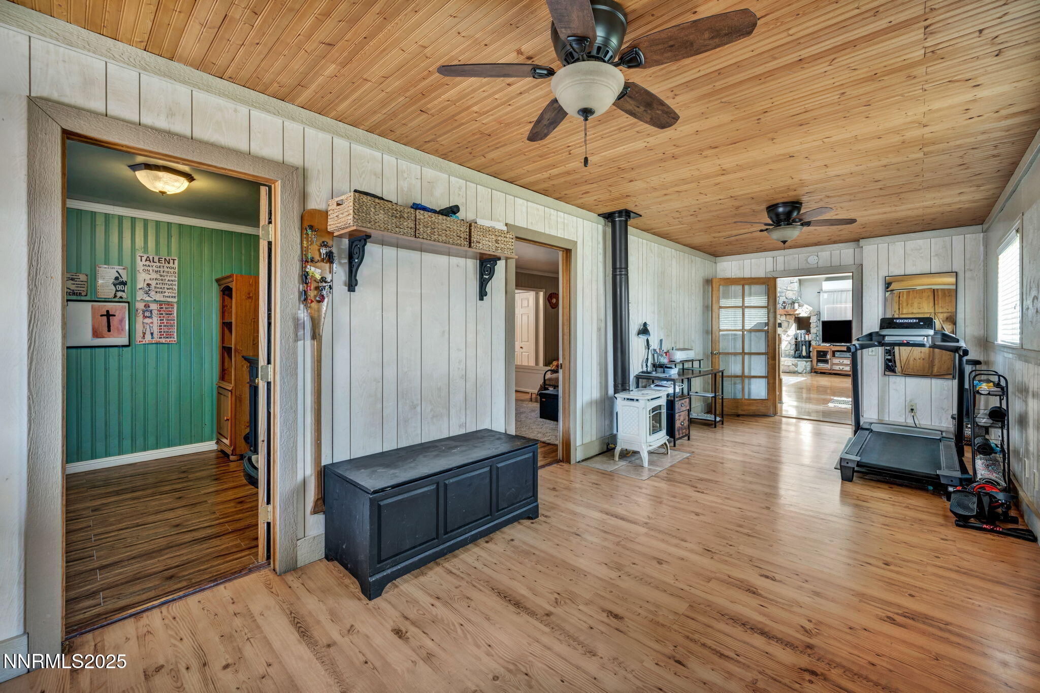 115281 Us-395 Property Photo 4