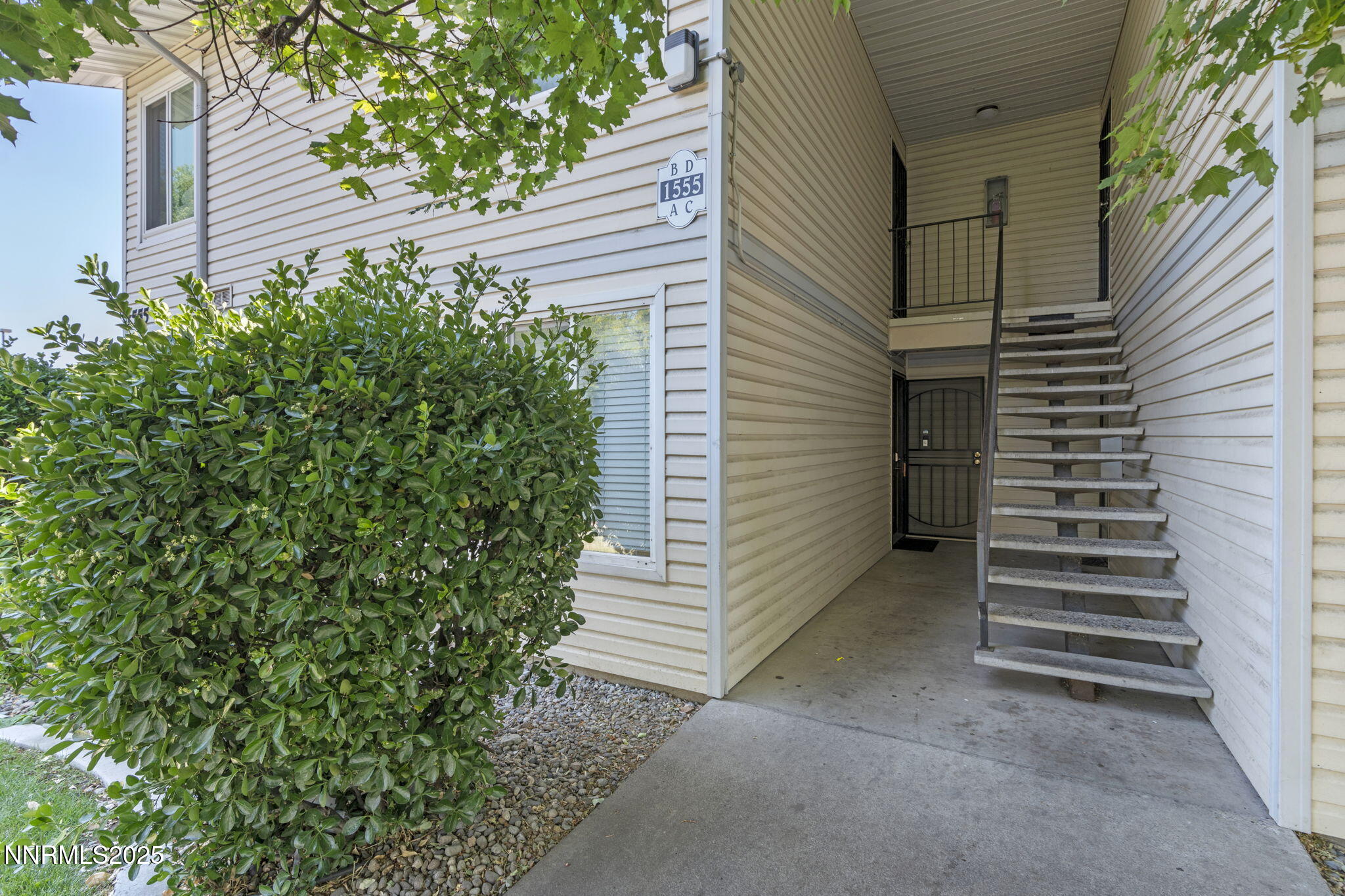 1555 Delucchi Lane Property Photo 3