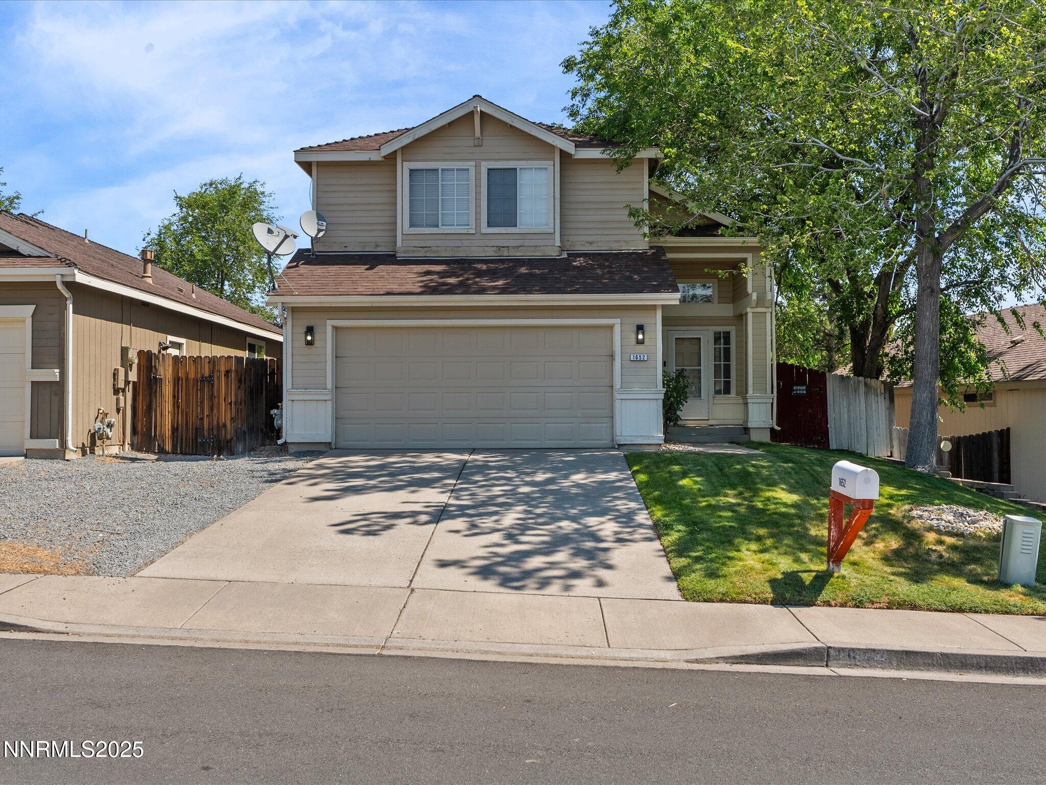 1652 Sierra Highlands Drive Property Photo 1