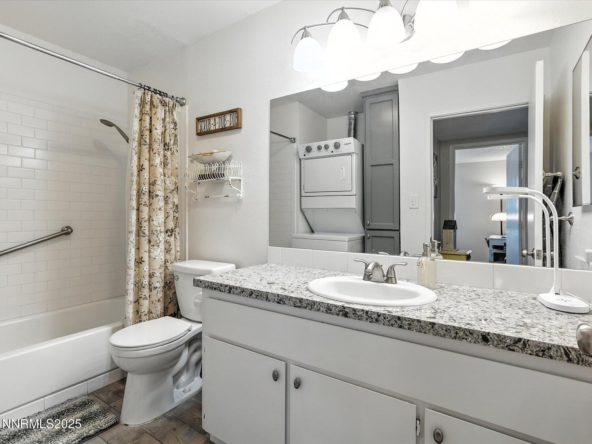 1535 Delucchi Lane Property Photo 12