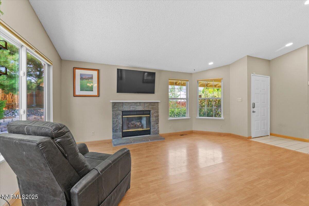 6320 Moon Ridge Terrace Property Photo 5