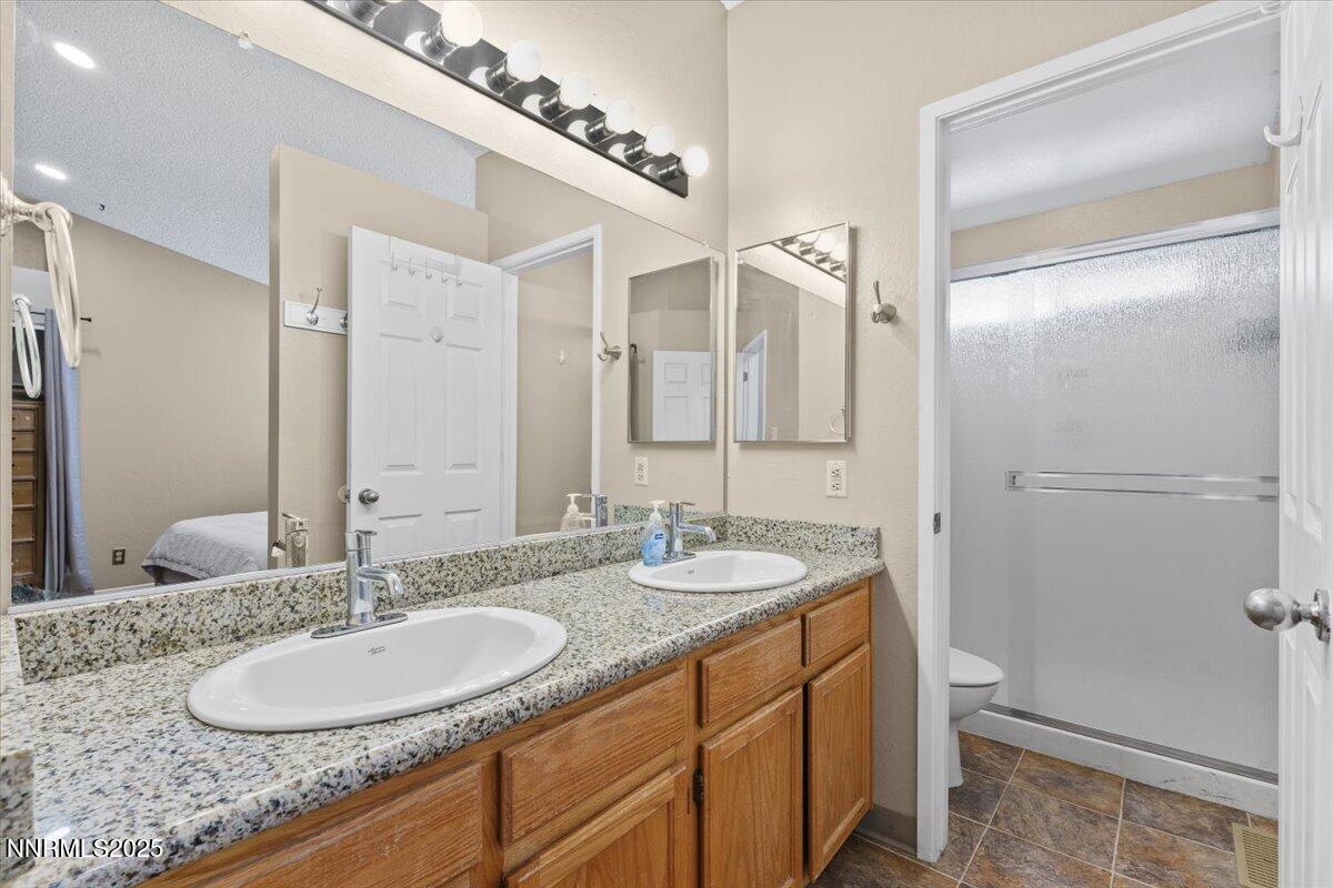 6320 Moon Ridge Terrace Property Photo 14