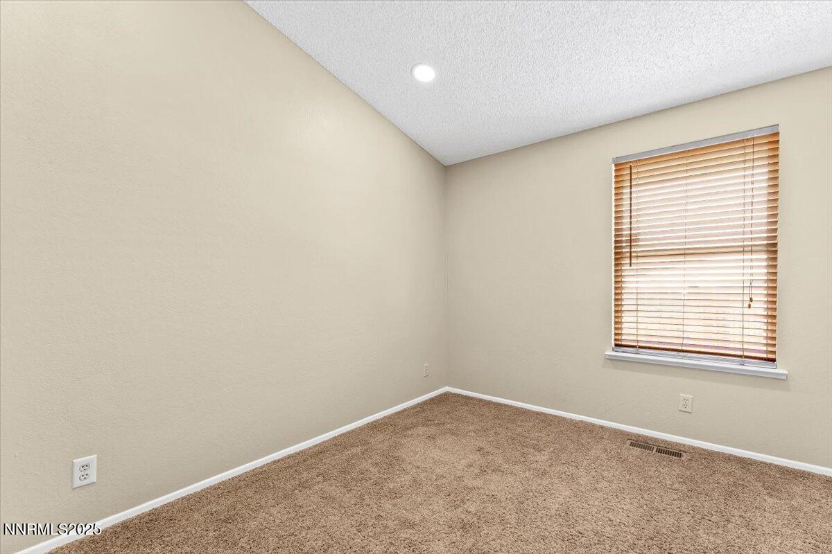 6320 Moon Ridge Terrace Property Photo 17