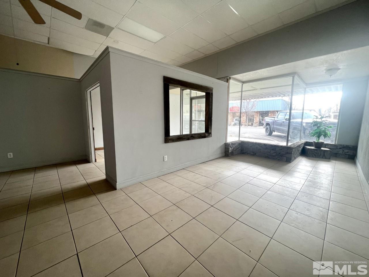 360 Main Street Property Photo 7