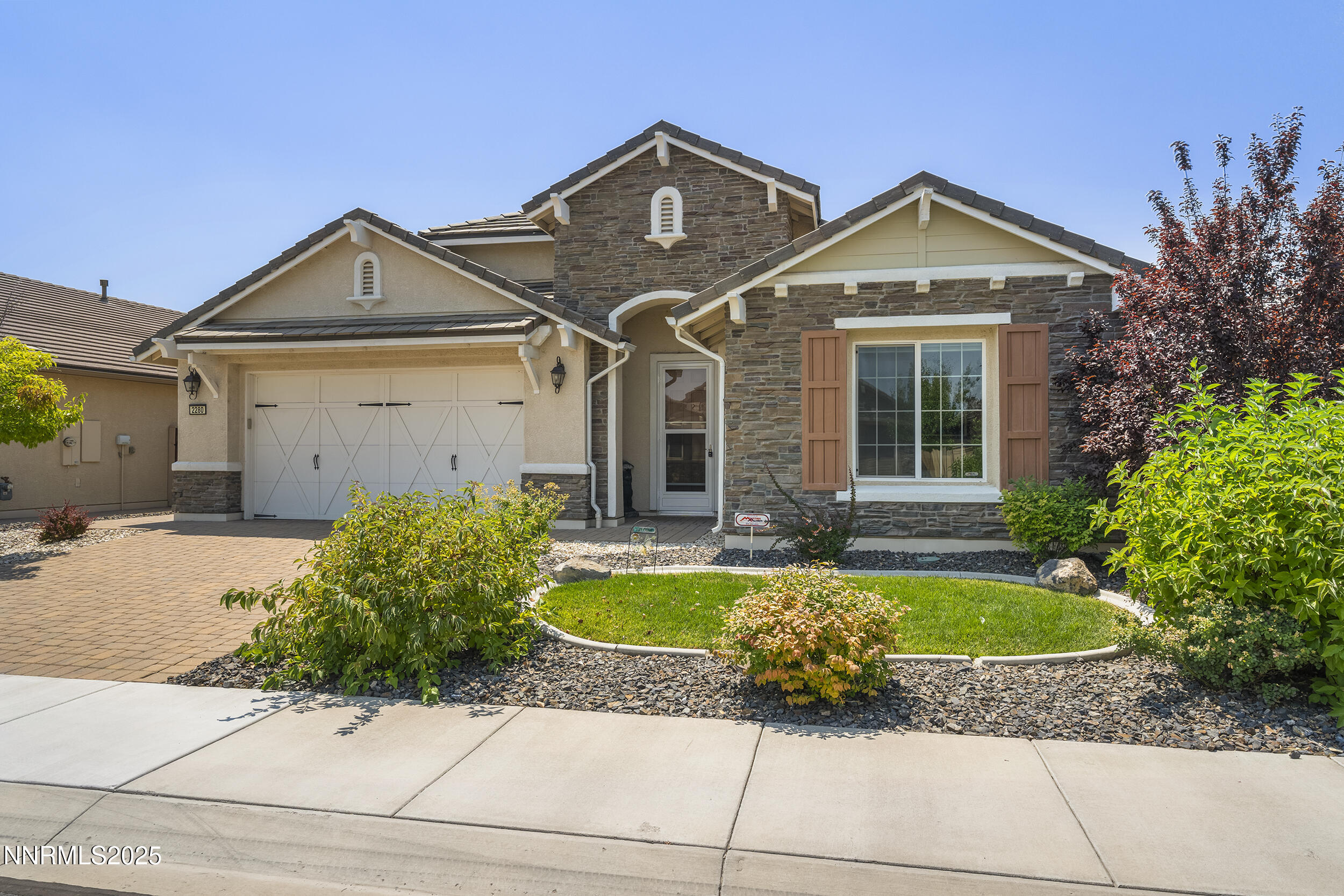 2280 Hyperion Lane Property Photo 1
