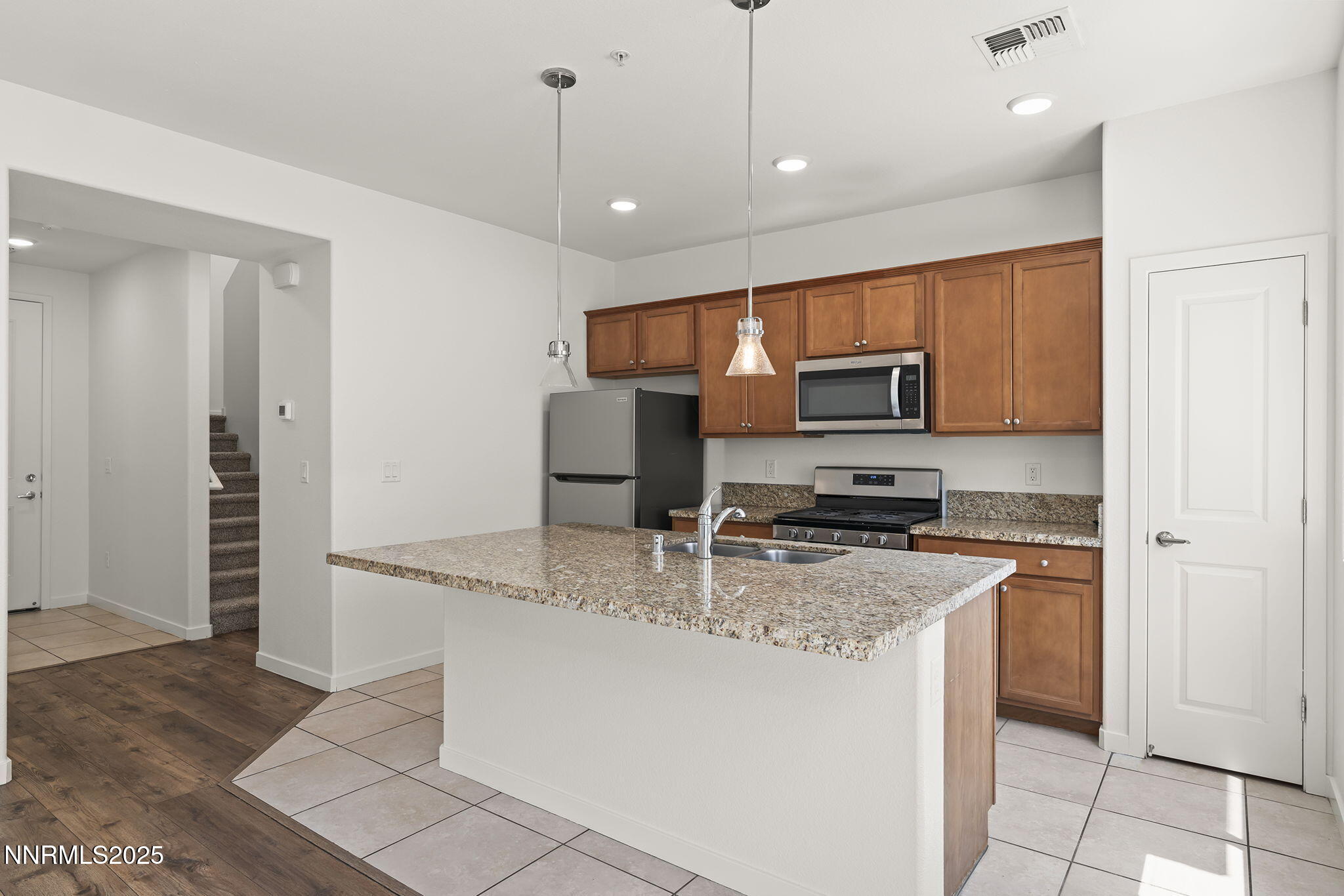 4693 Falcon Rock Lane Property Photo 9