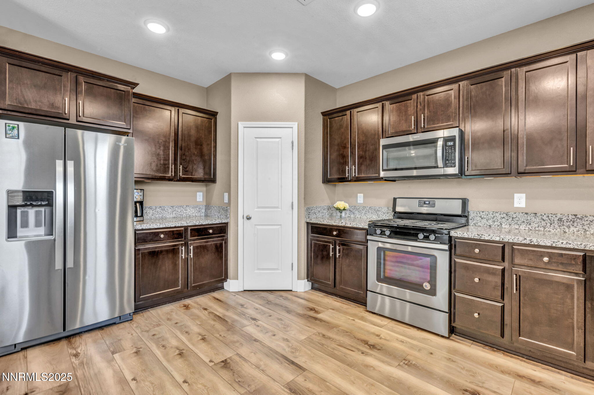 927 Croston Springs Drive Property Photo 2