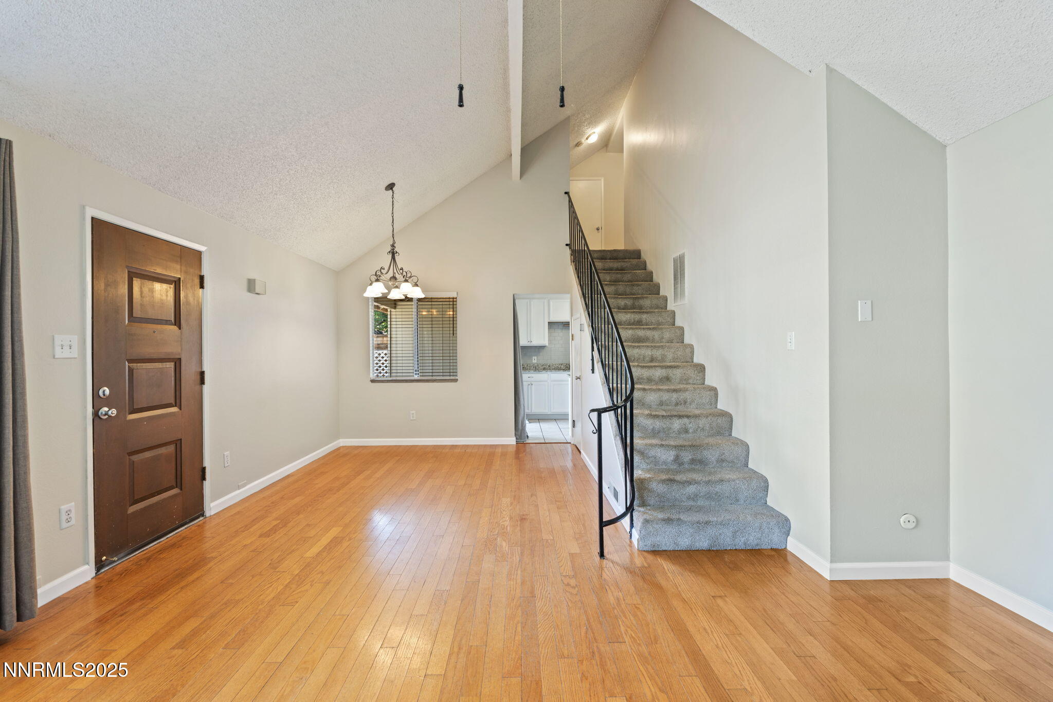 1725 York Way Property Photo 6