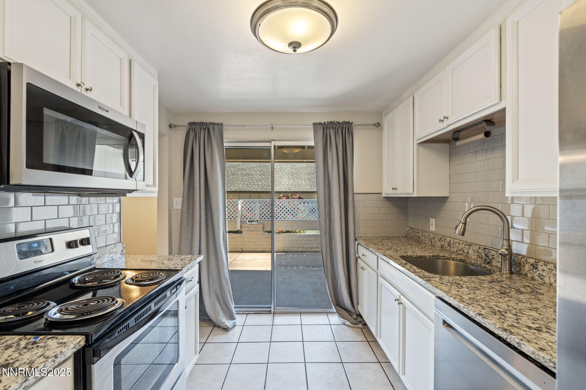 1725 York Way Property Photo 16