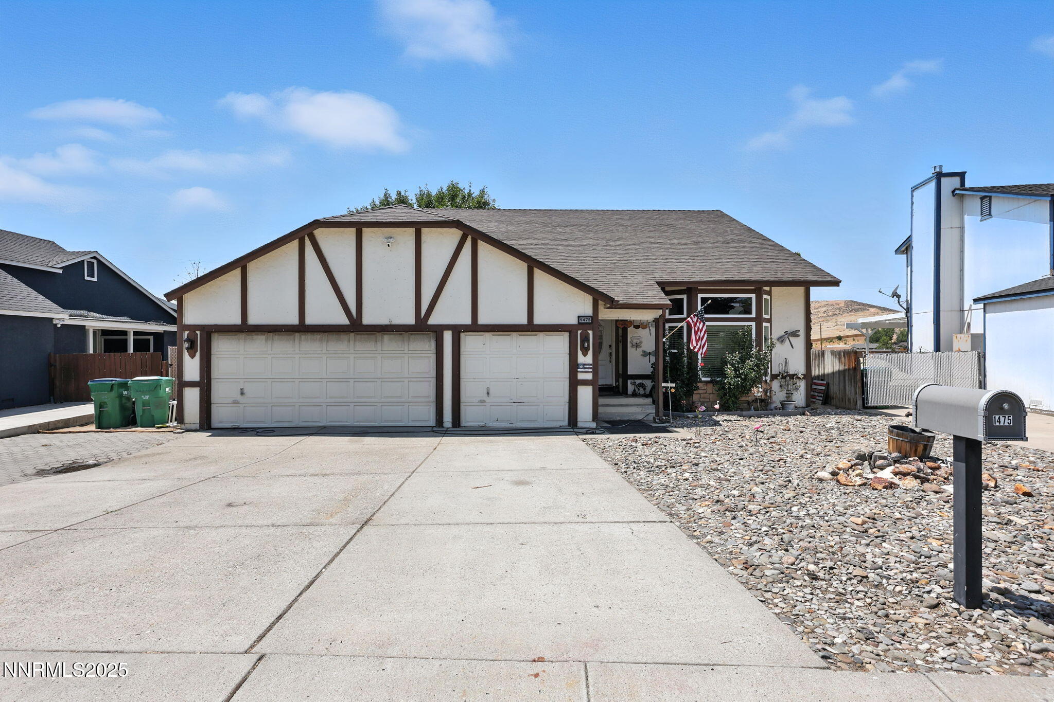 1475 Golddust Drive Property Photo 1