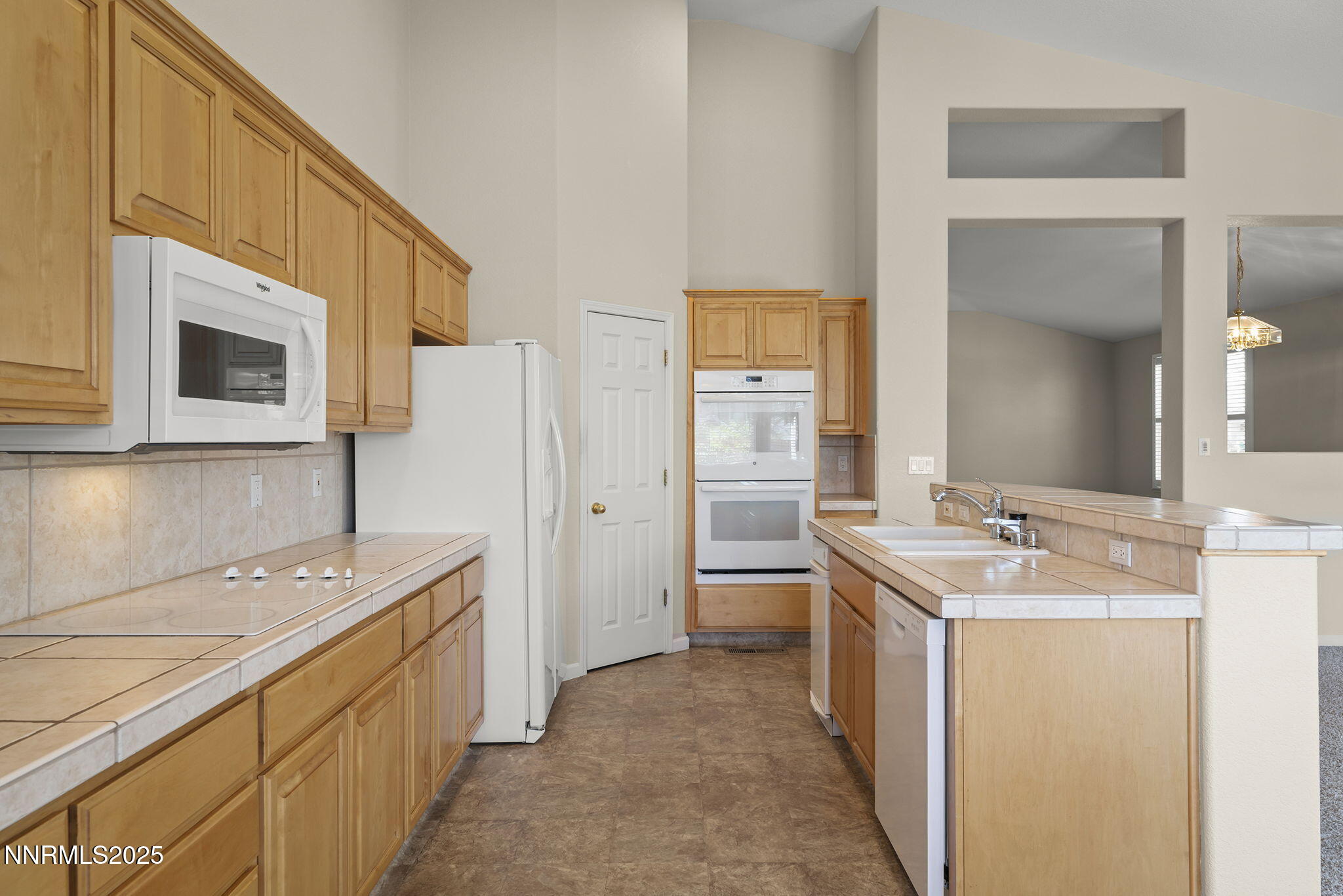 1850 Almonte Court Property Photo 22