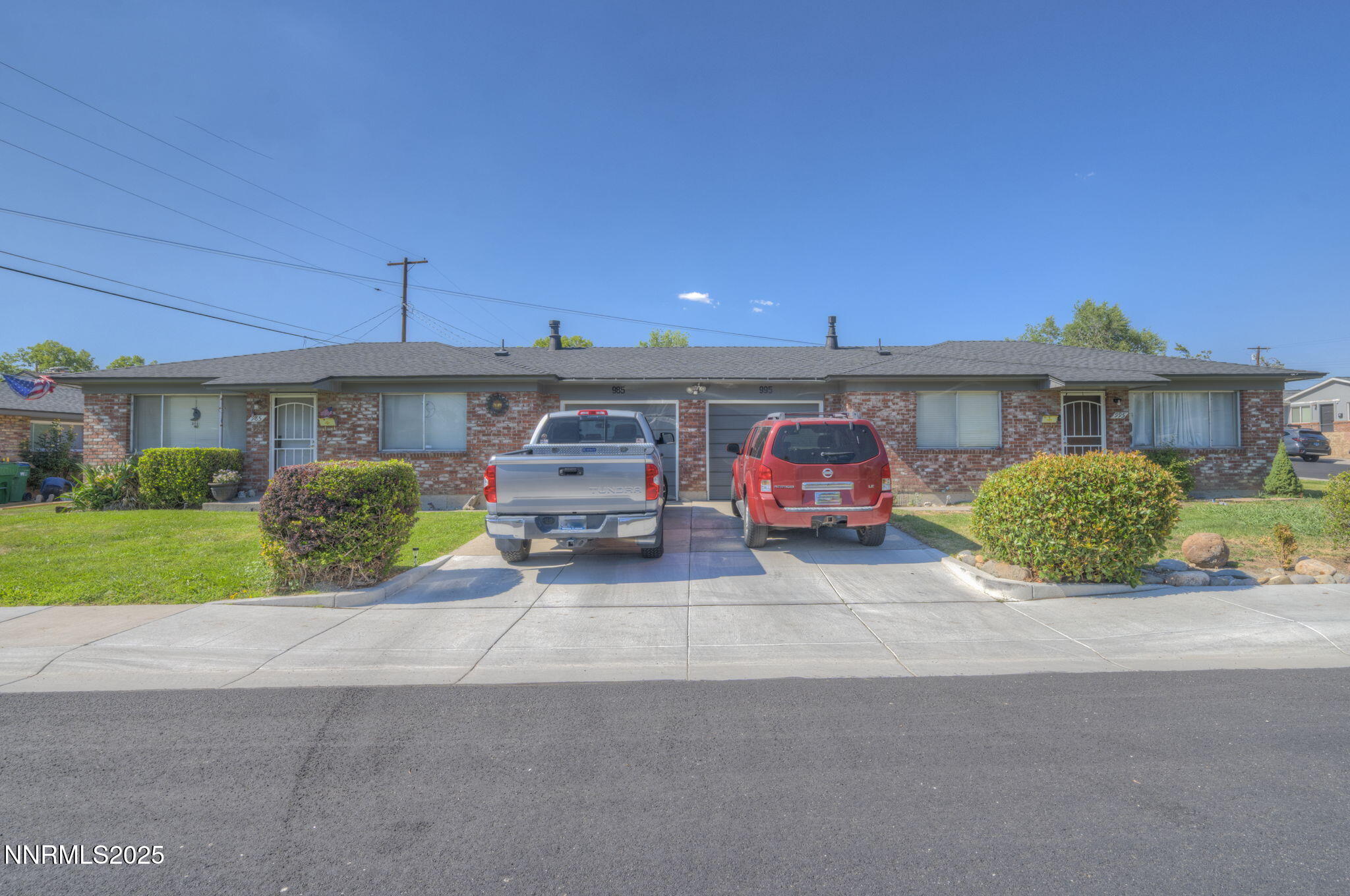 985 E Taylor Street Property Photo 1