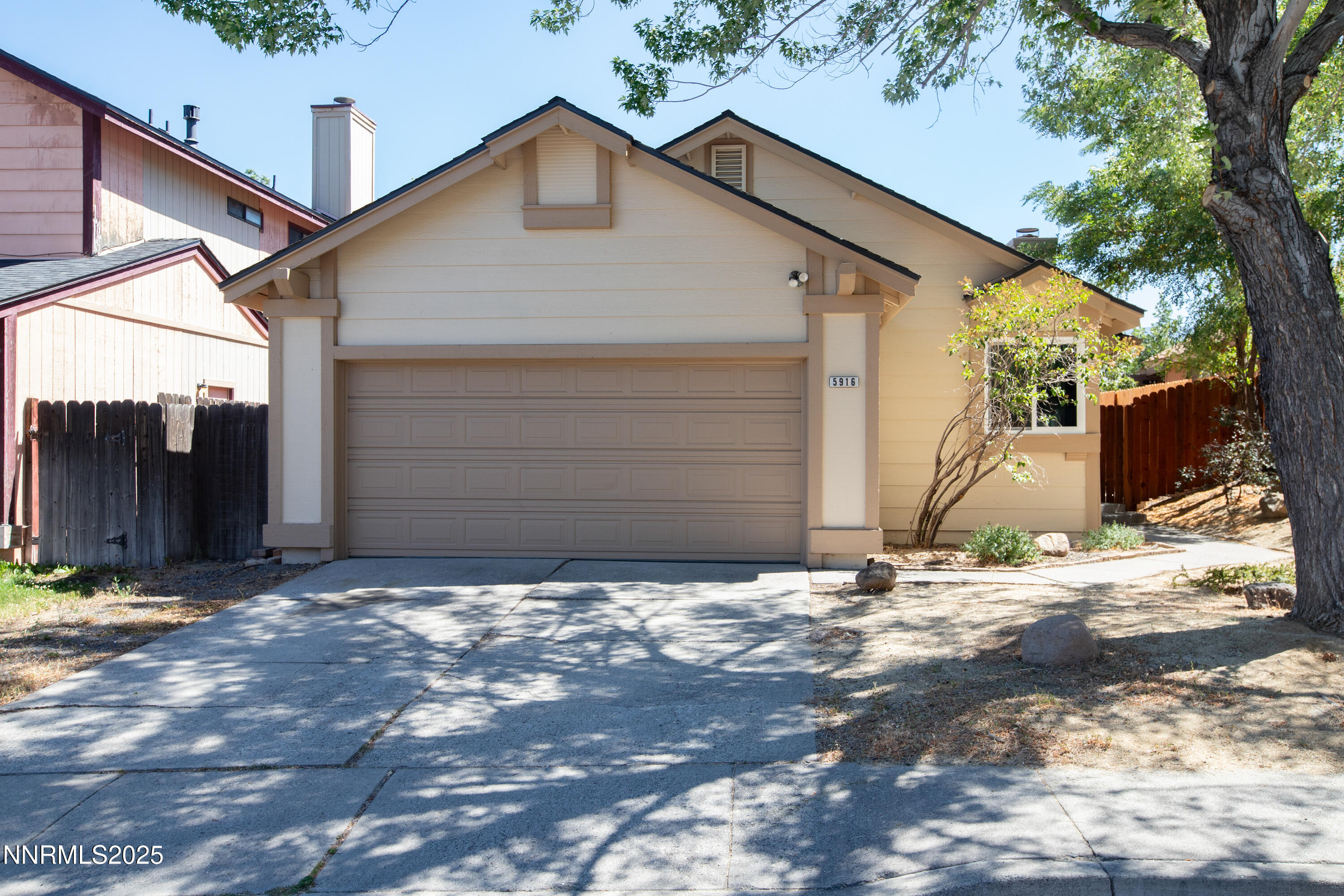 5916 Coyote Ridge Road Property Photo 1