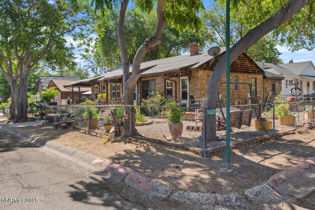 506 Modoc Street Property Photo 4