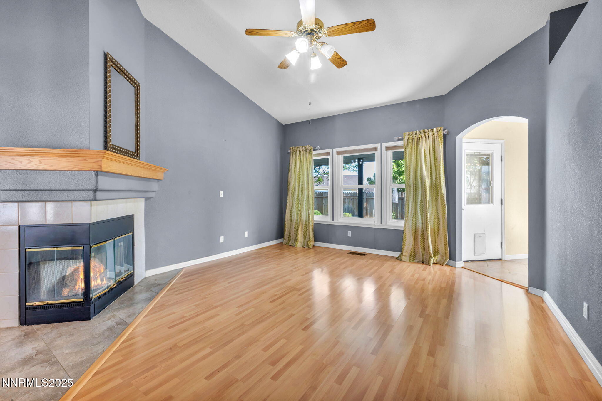556 Pavilion Court Property Photo 11