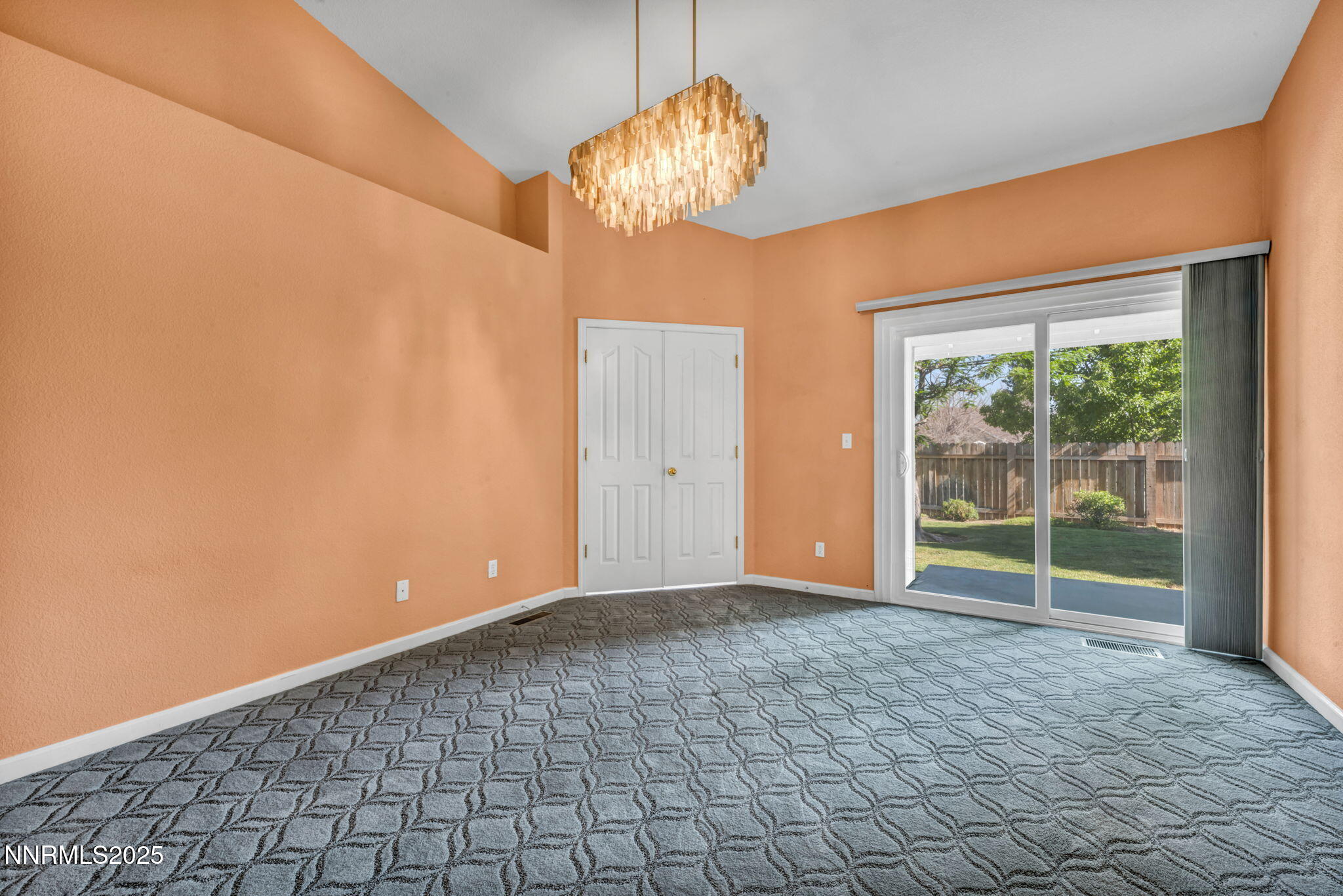 556 Pavilion Court Property Photo 17