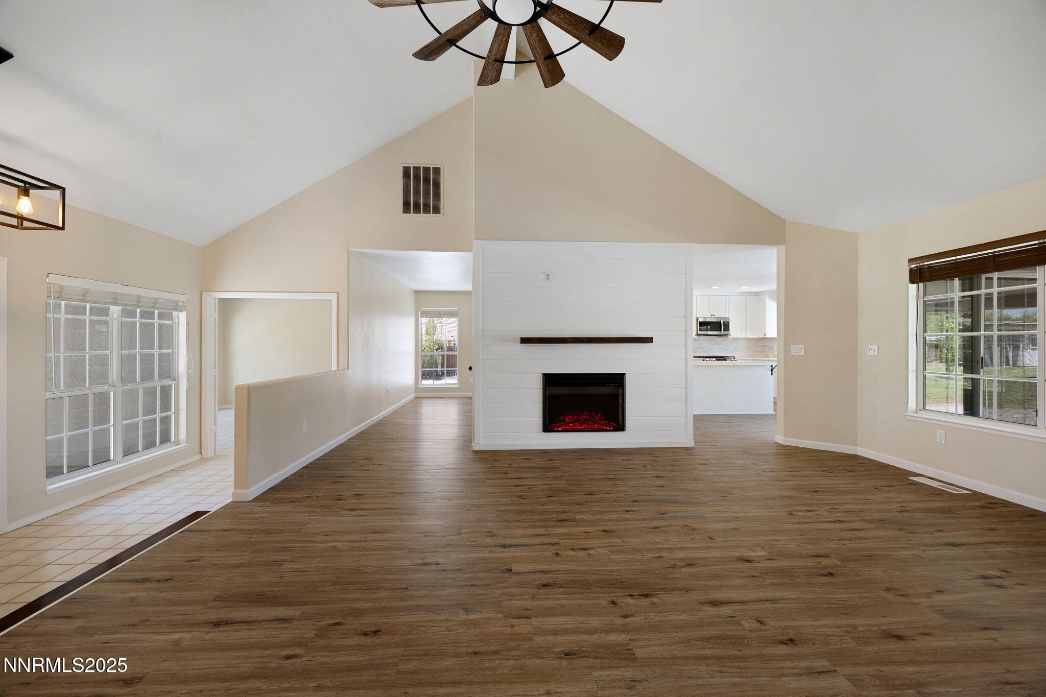 9005 Spanish Trail Drive Property Photo 11