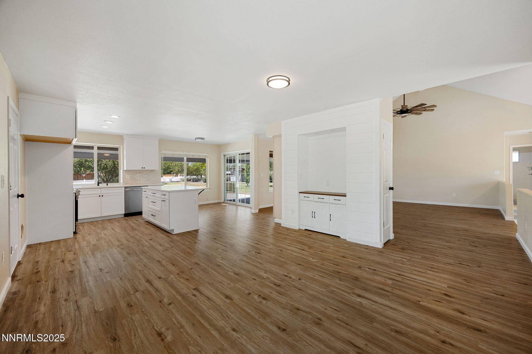 9005 Spanish Trail Drive Property Photo 13