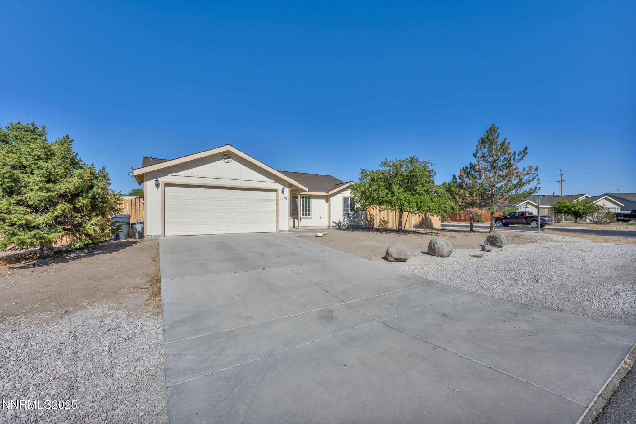1075 Courtney Marie Lane Property Photo 1